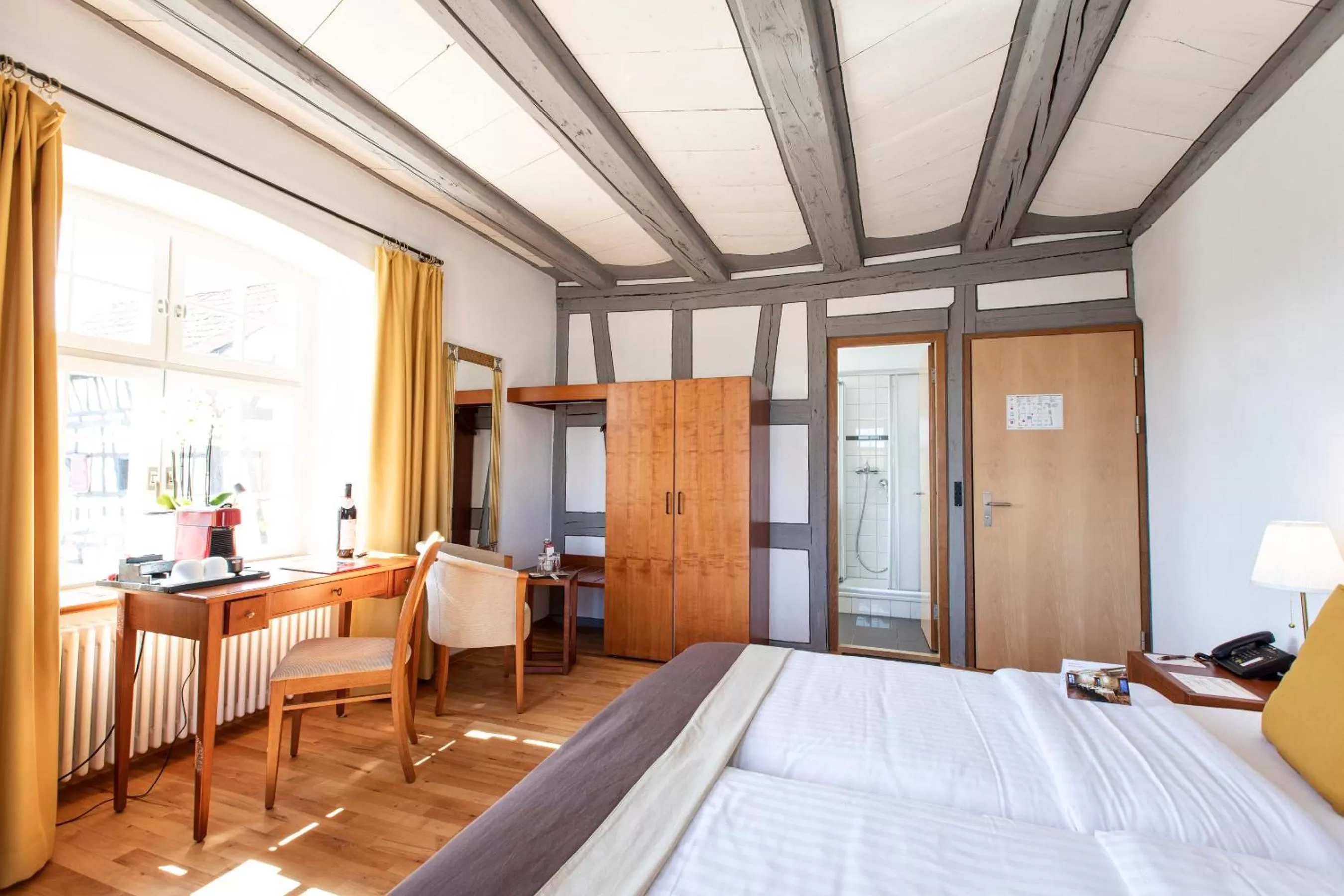 Photo of the whole room, Bed in Hotel de Charme Römerhof