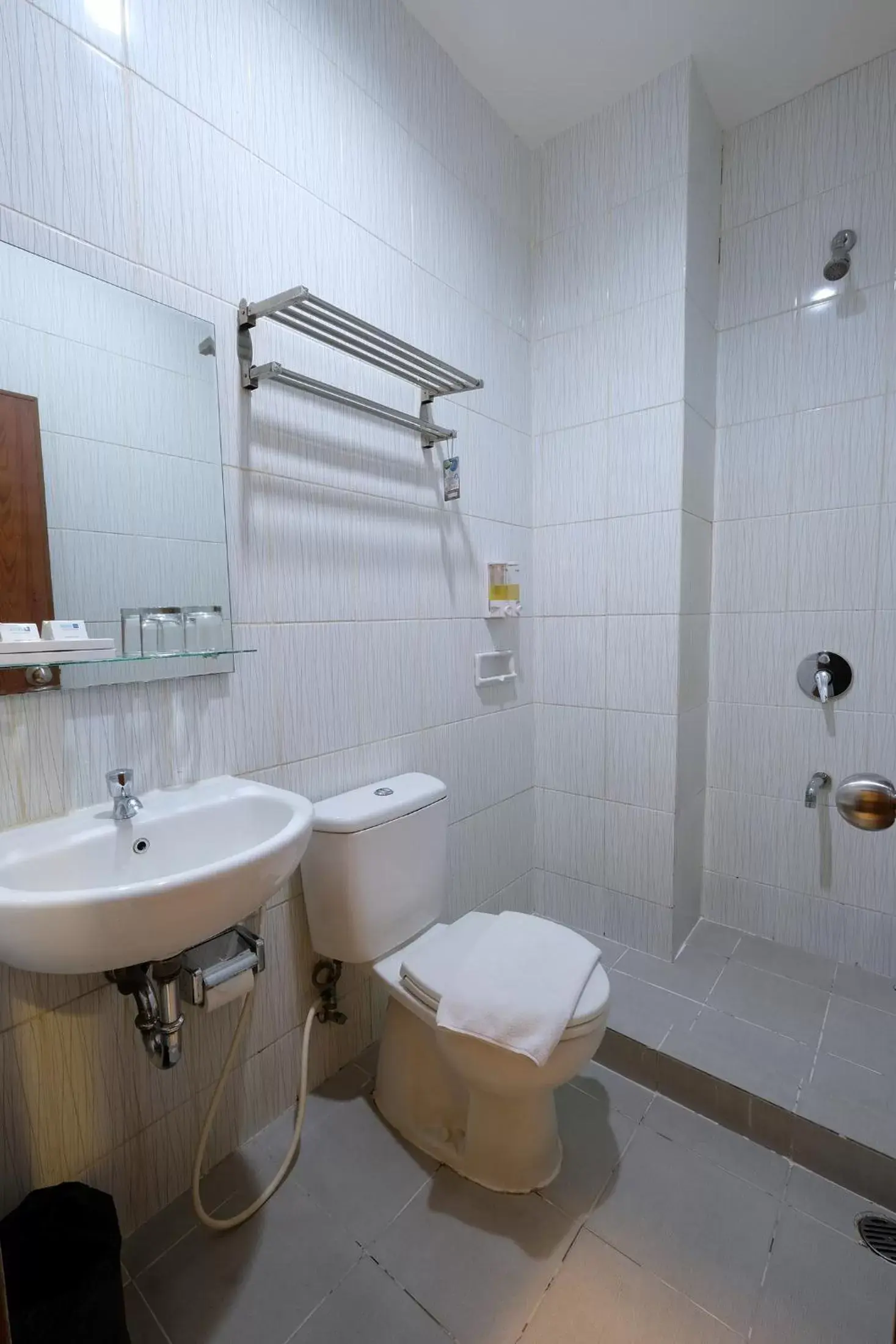 Bathroom in Hotel 88 - Mangga Besar VIII Jakarta By WH