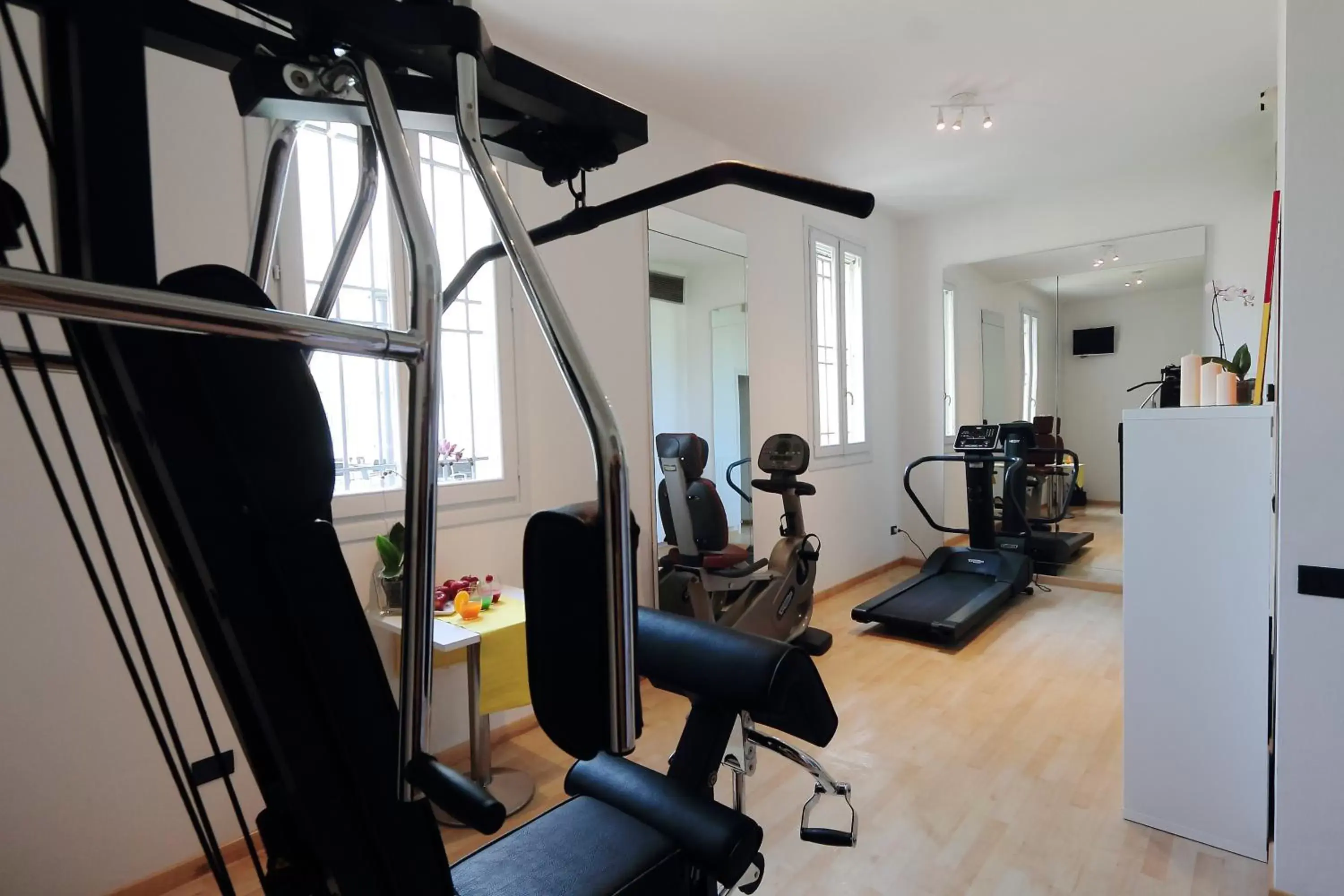 Fitness centre/facilities, Fitness Center/Facilities in Rechigi Park Hotel