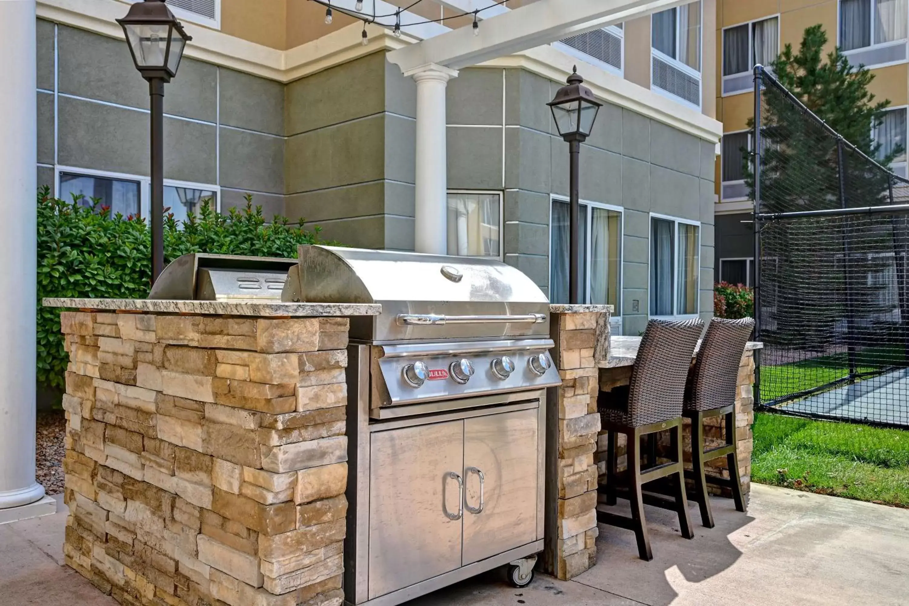 Property building, BBQ Facilities in Homewood Suites by Hilton Albuquerque Airport