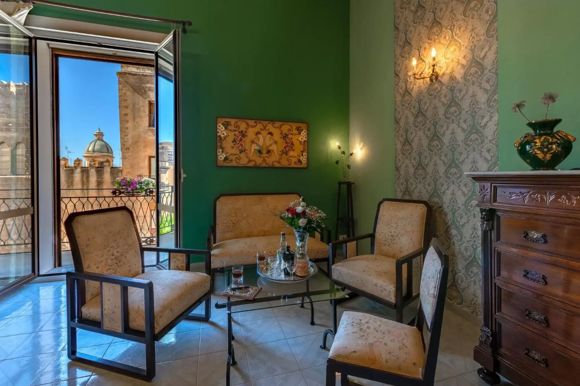 Lounge or bar, Seating Area in B&B TOMMASO FAZELLO SCIACCA Residenza artistica