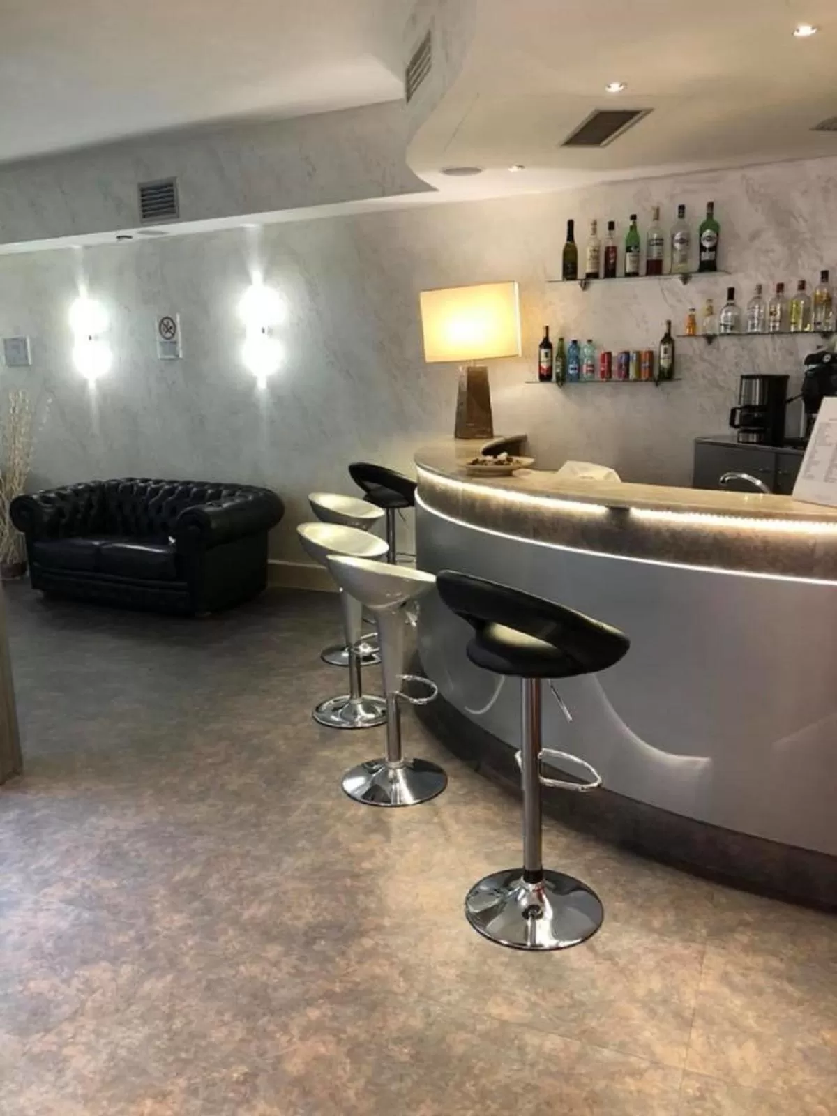 Lounge or bar in Hotel Aphrodite