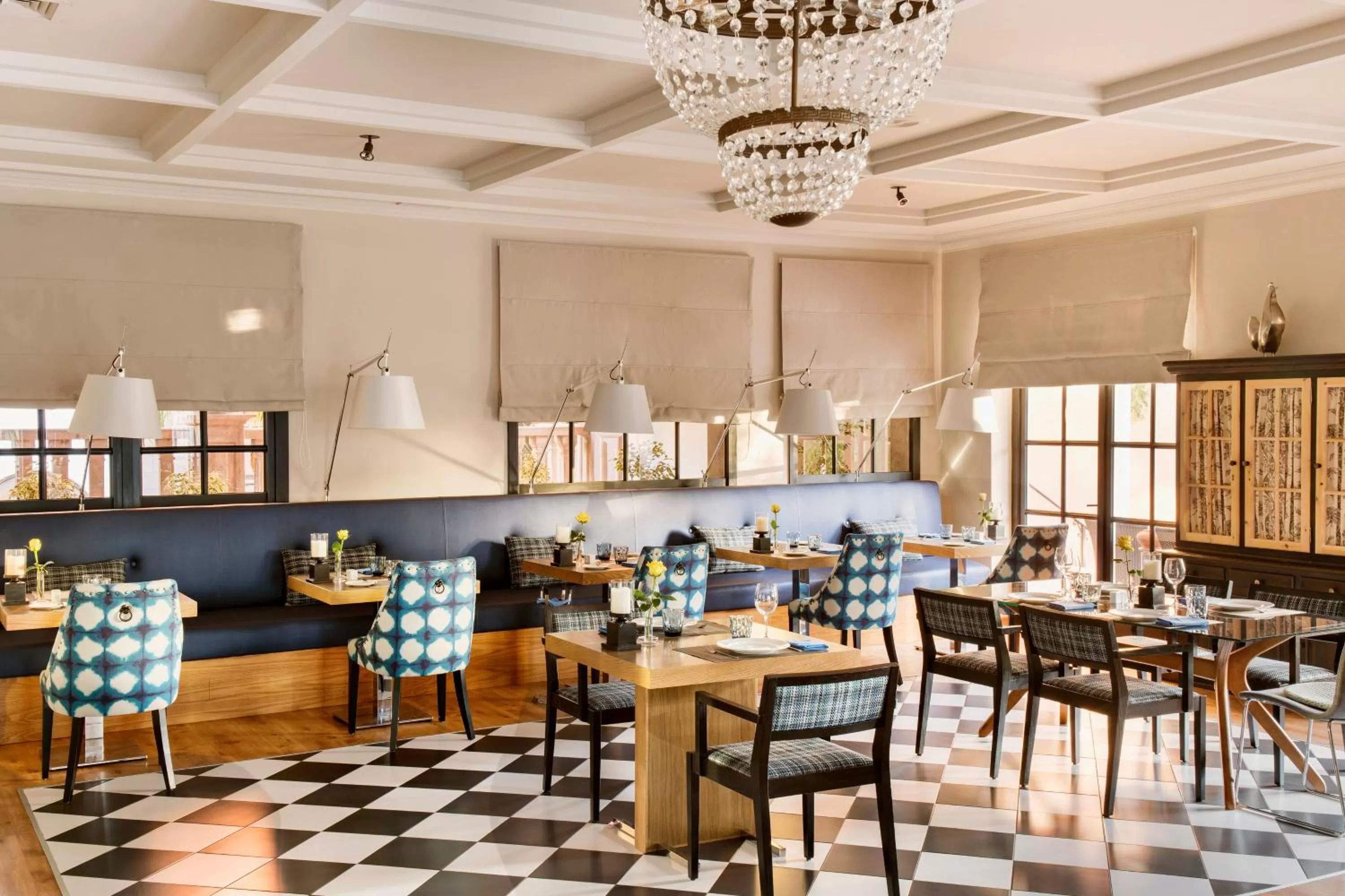 Restaurant/places to eat in Bahia del Duque