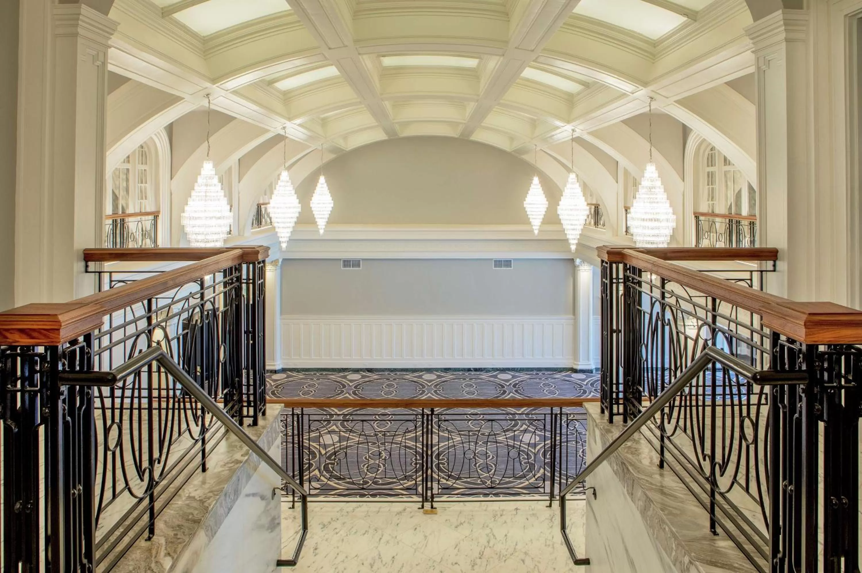 Meeting/conference room in The Virginian Lynchburg, Curio Collection By Hilton