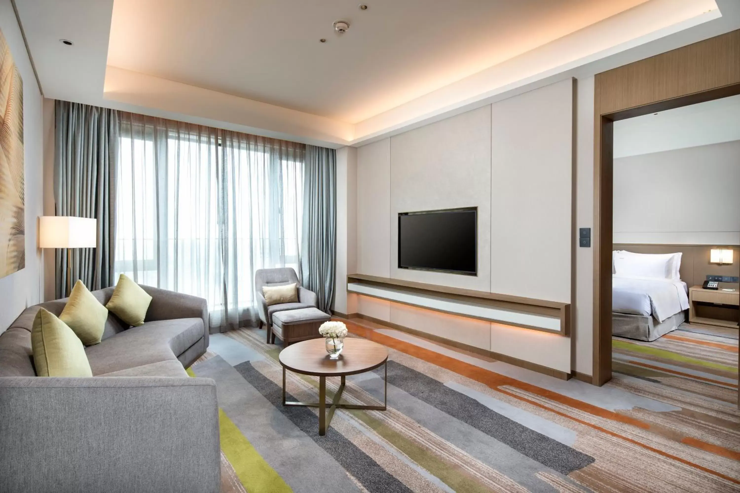 Bedroom, Seating Area in Holiday Inn Shunde, an IHG Hotel