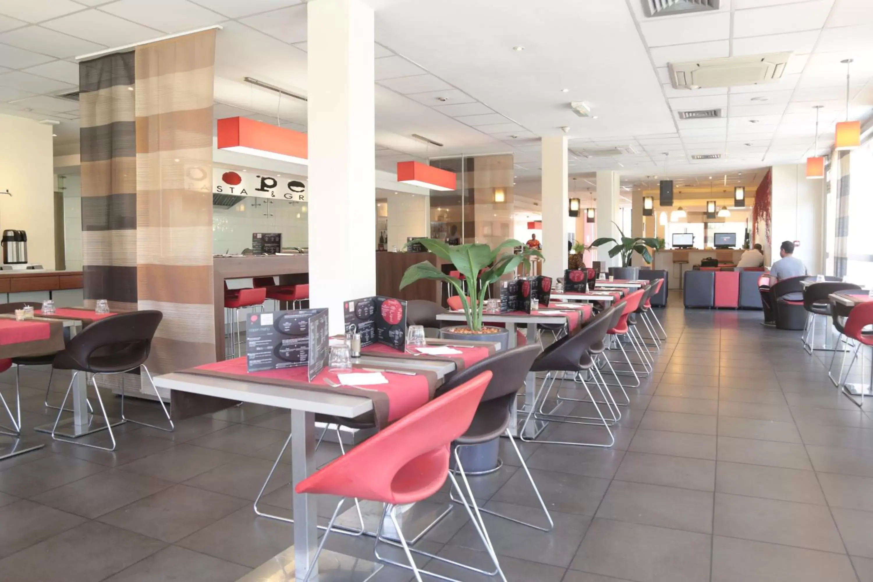 Restaurant/Places to Eat in Ibis Abidjan Marcory