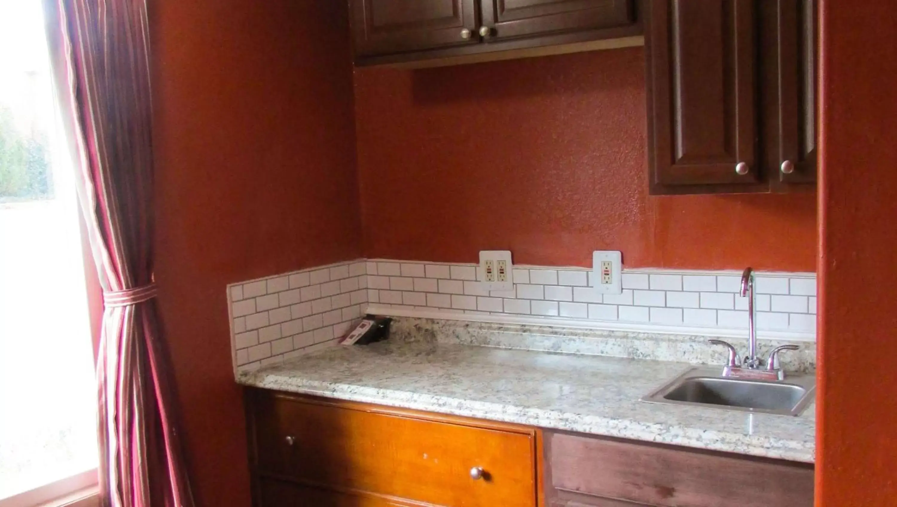 Photo of the whole room, Kitchen/Kitchenette in Magnuson Cedar City