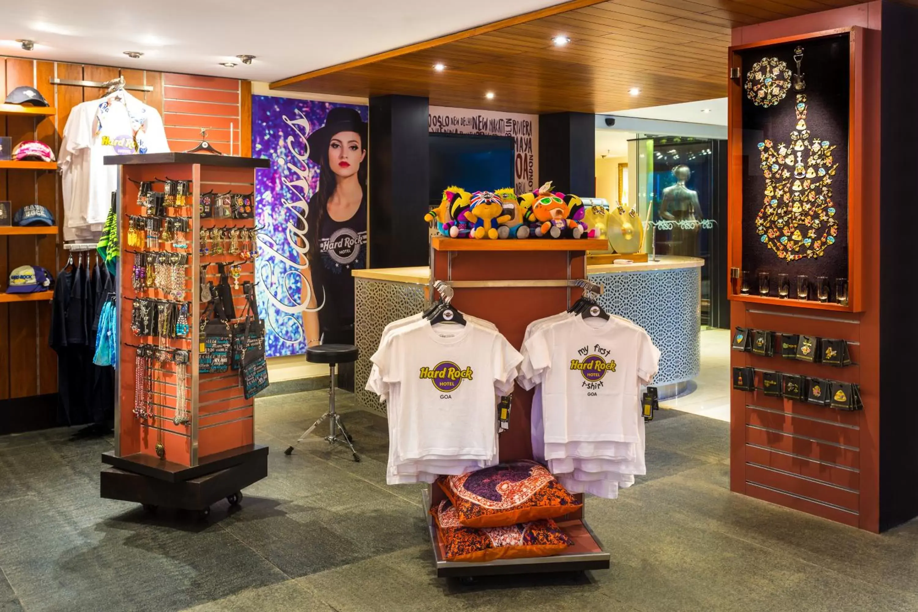 On-site shops in Hard Rock Hotel Goa