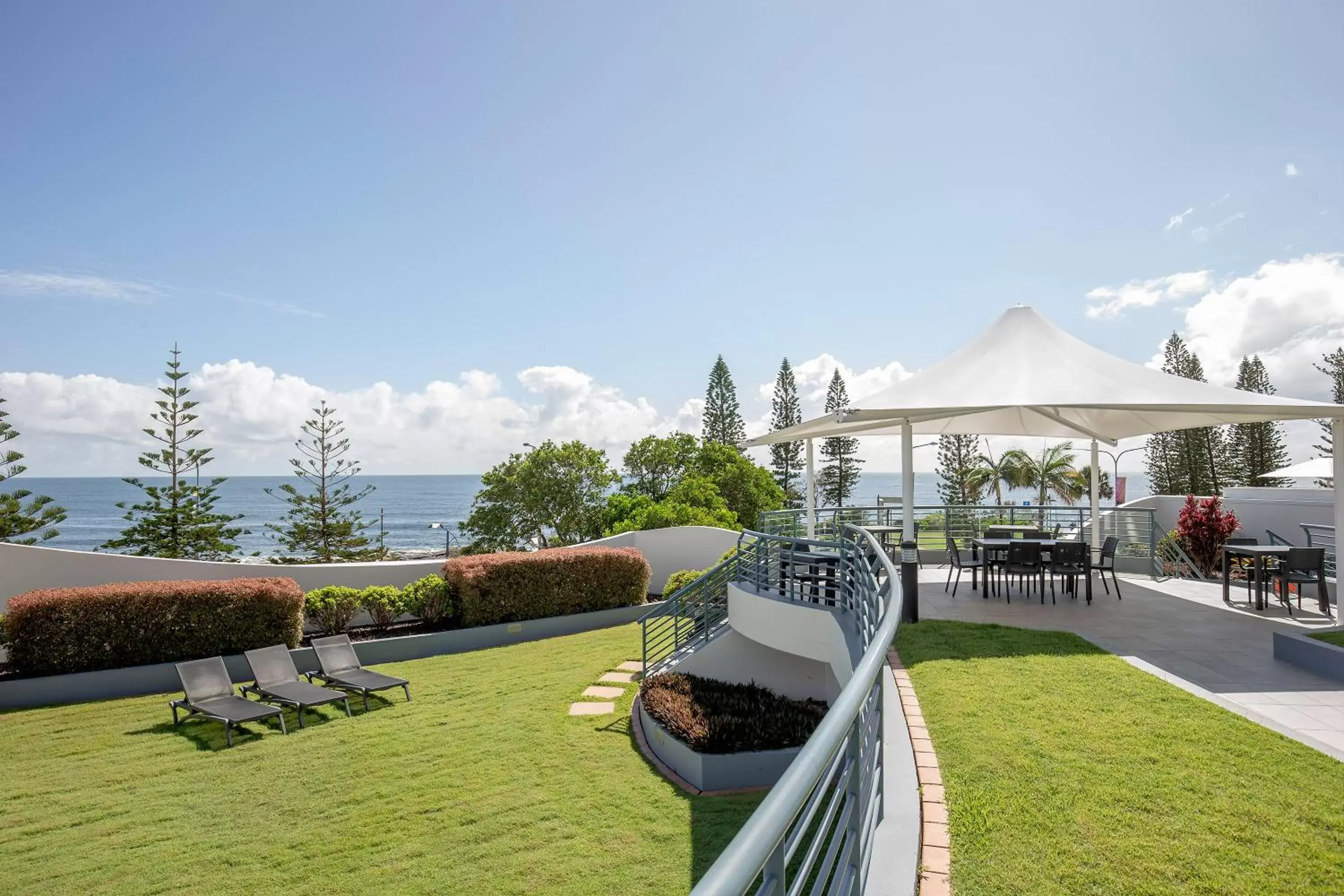 Garden in Mantra Mooloolaba Beach