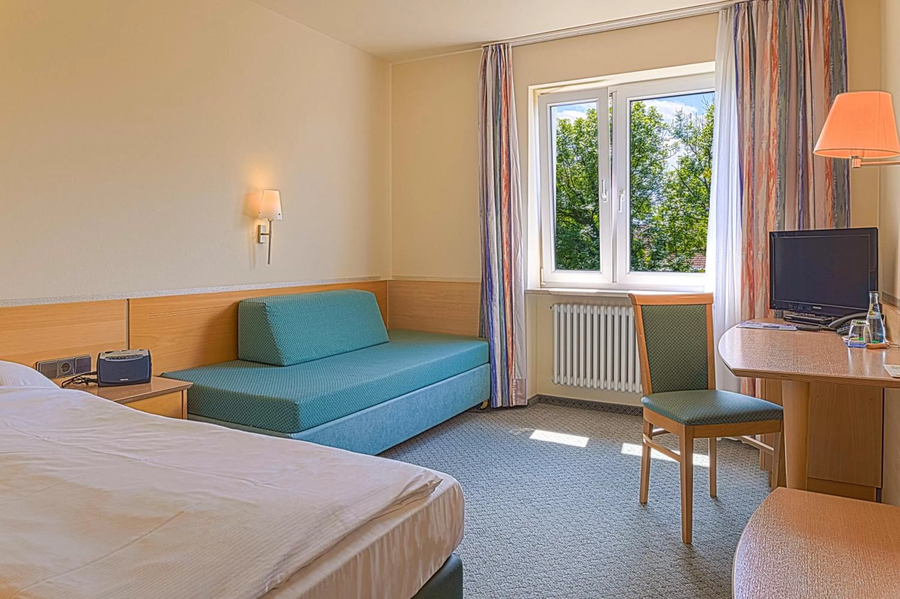 TV and multimedia, Bed in Hotel Am Moosfeld