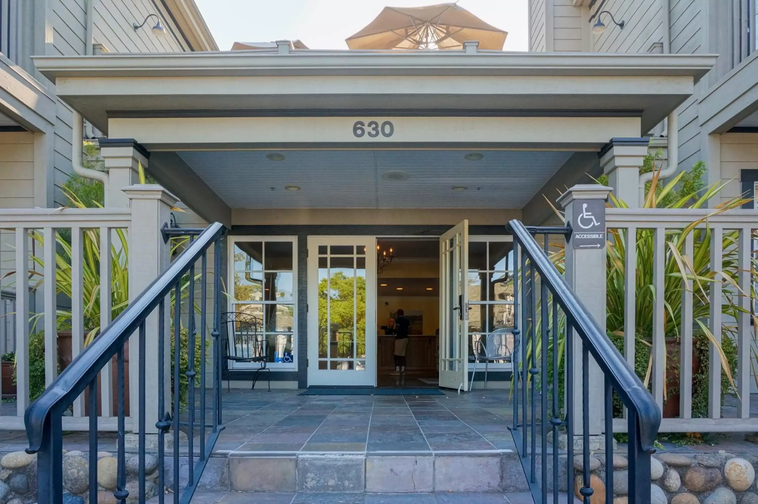 Facade/entrance in Inn at Sonoma, A Four Sisters Inn