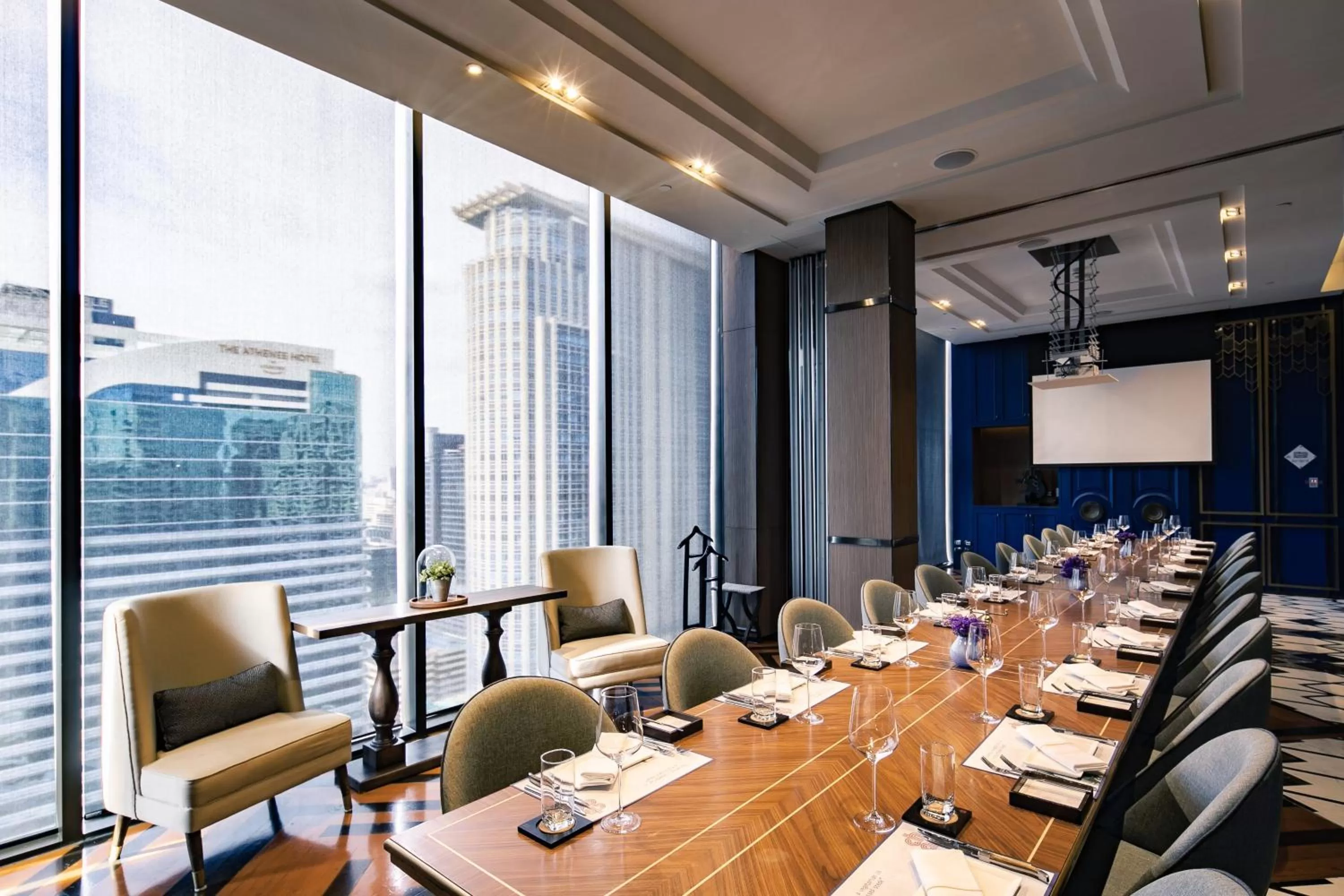 Meeting/conference room in Hotel Indigo Bangkok Wireless Road by IHG