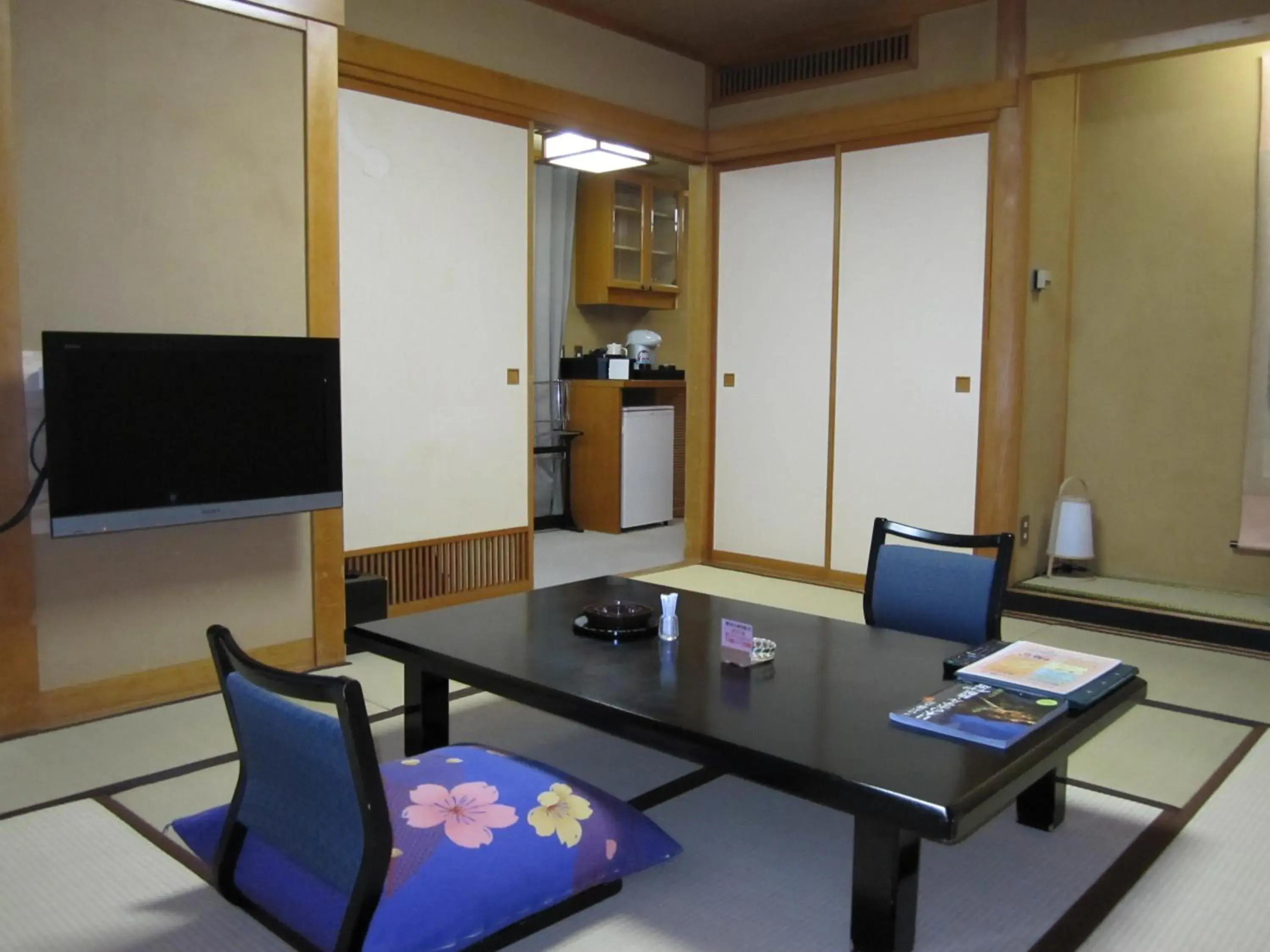 Photo of the whole room, Seating Area in Yuzawa Grand Hotel