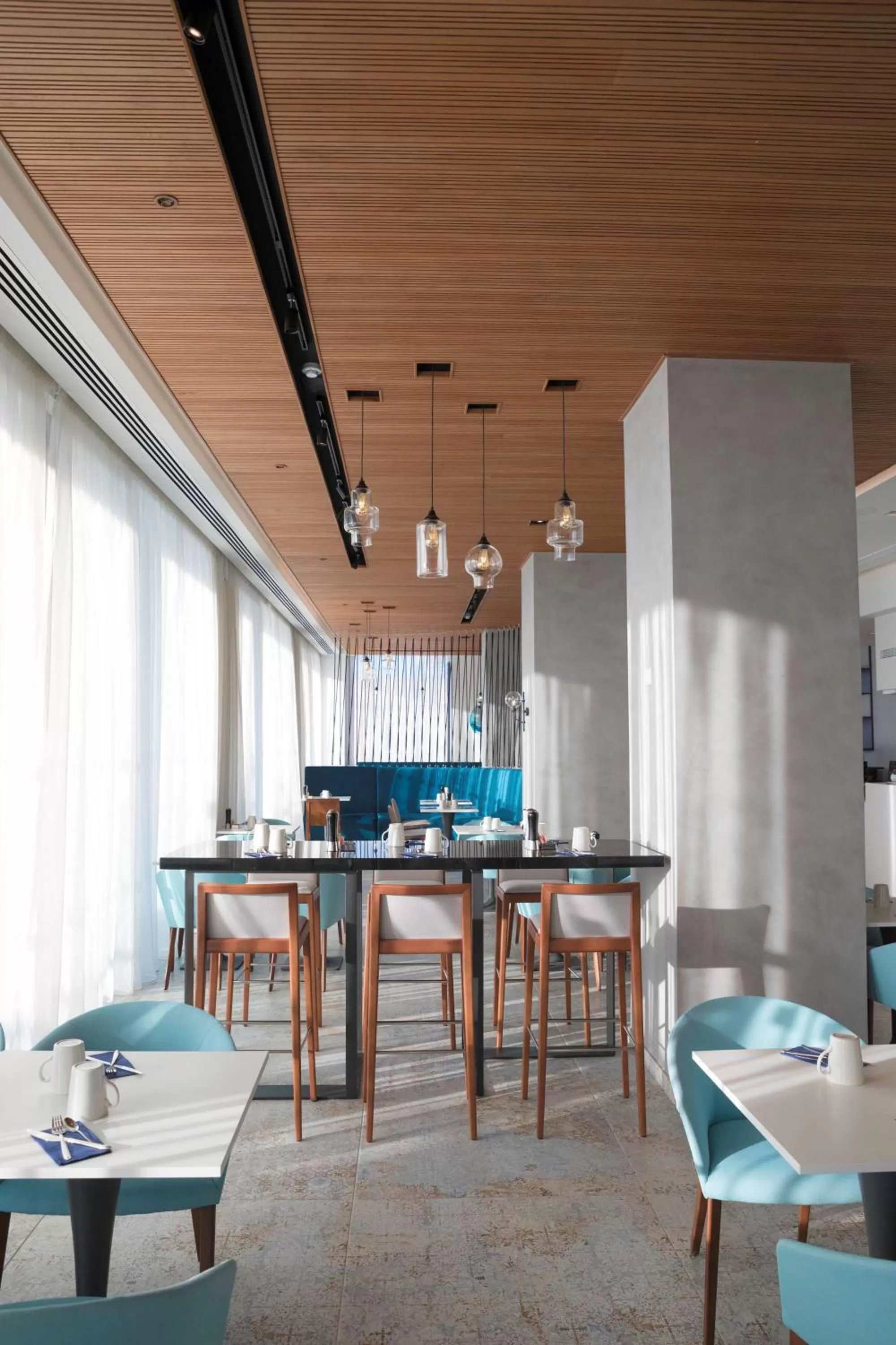 Restaurant/places to eat in Radisson Blu Hotel, Larnaca