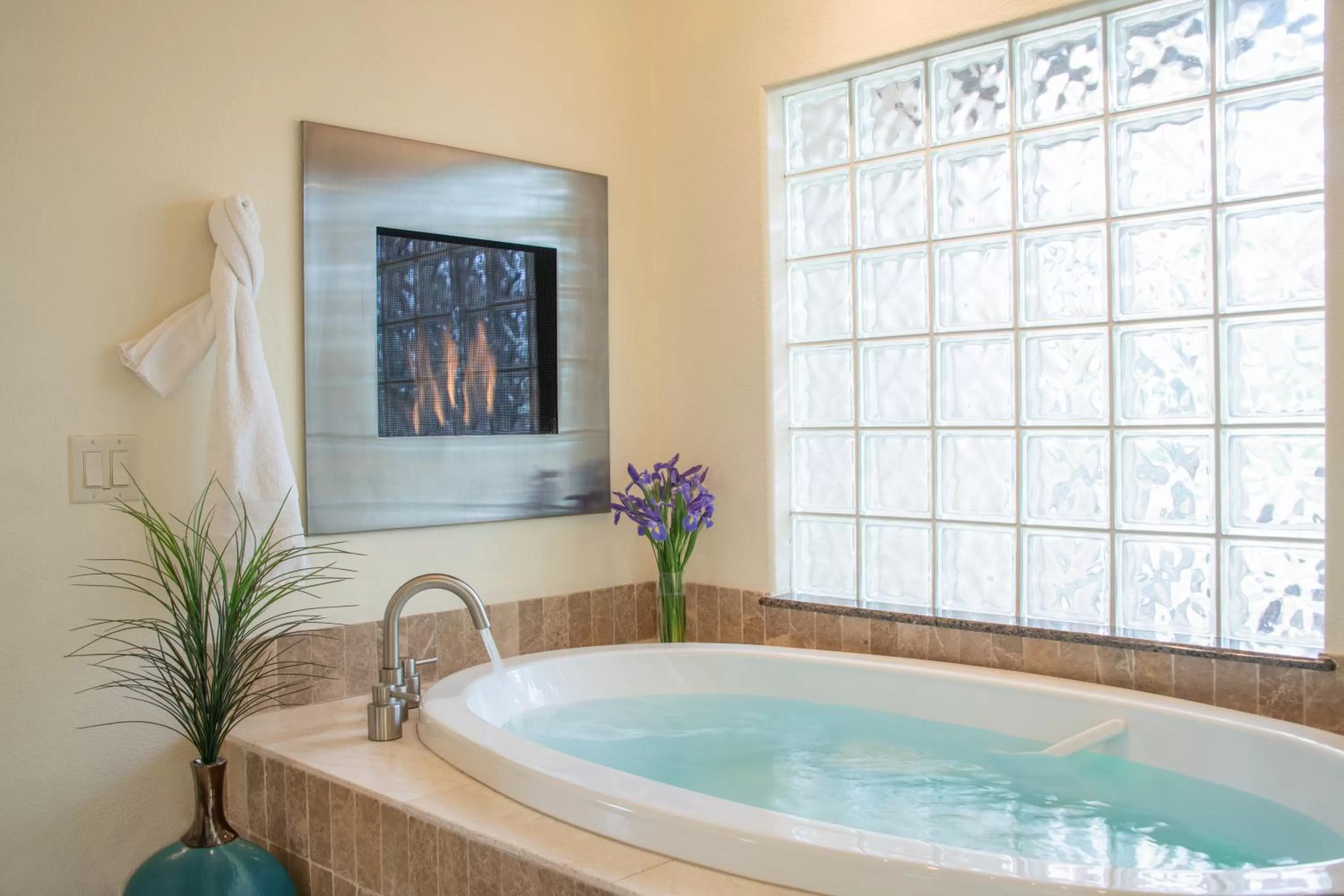 Bath in Inn on Lake Granbury a Boutique Hotel