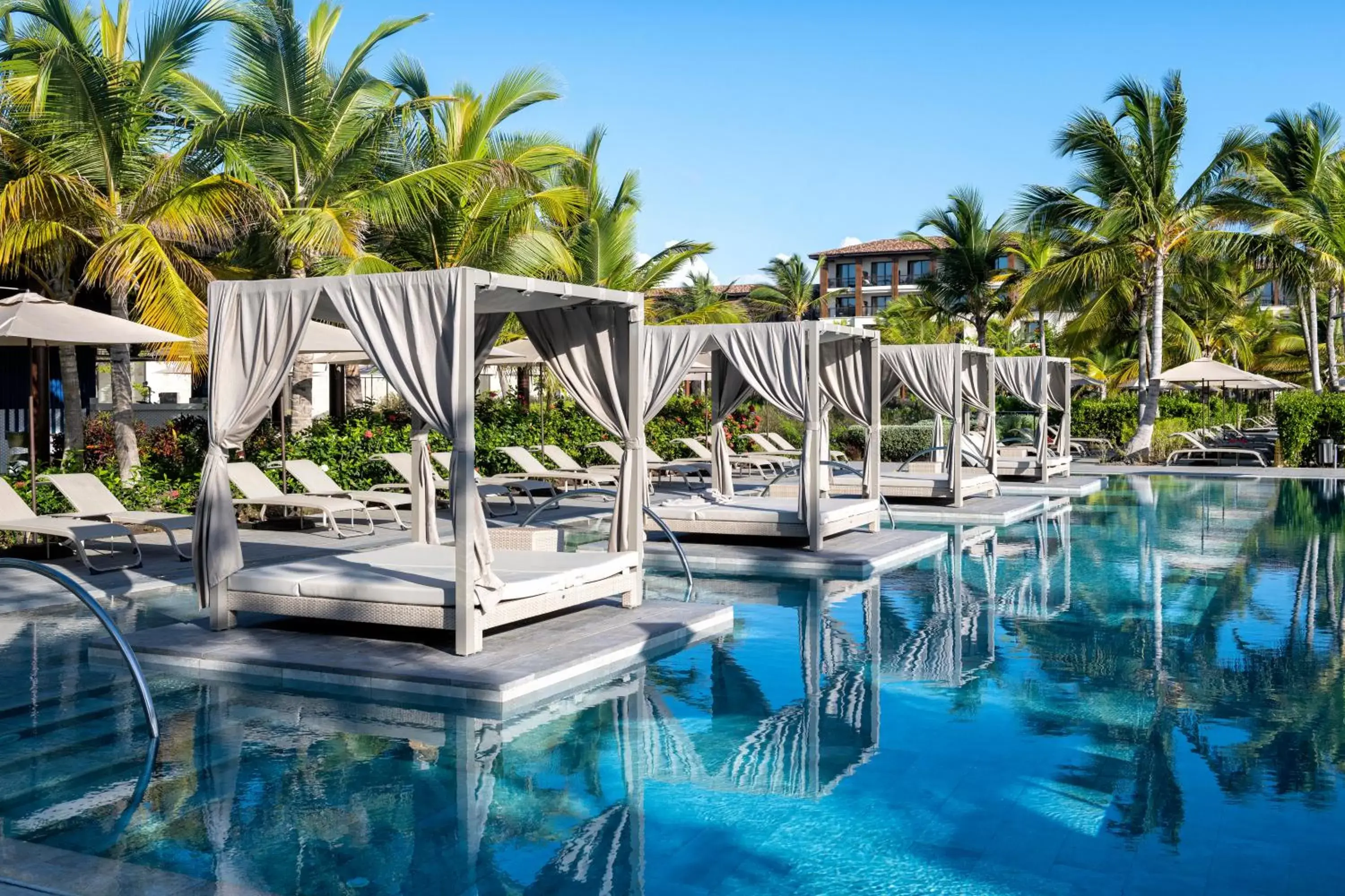 Swimming pool in Lopesan Costa Bávaro Resort, Spa & Casino