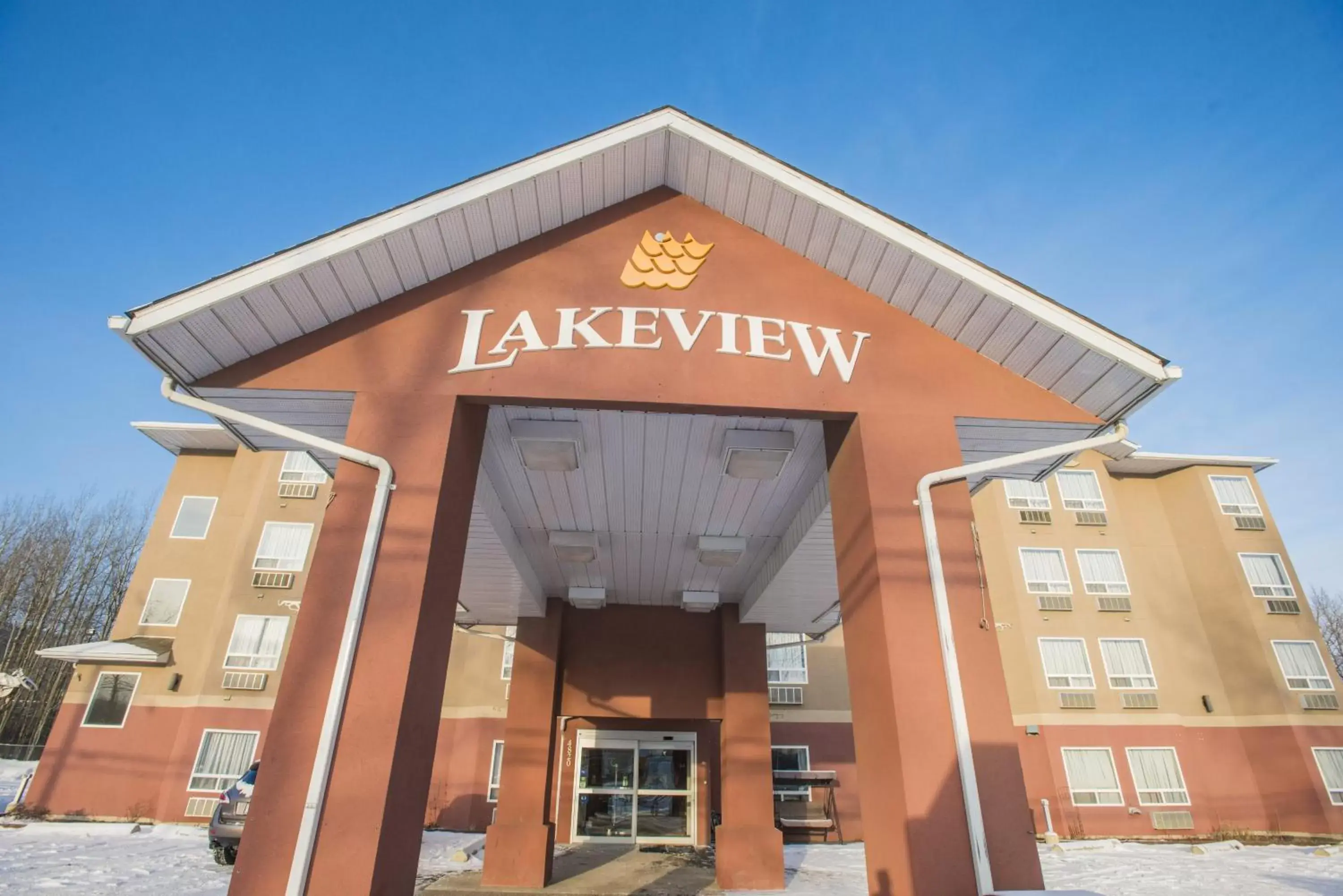 Property Building in Lakeview Inns & Suites - Chetwynd