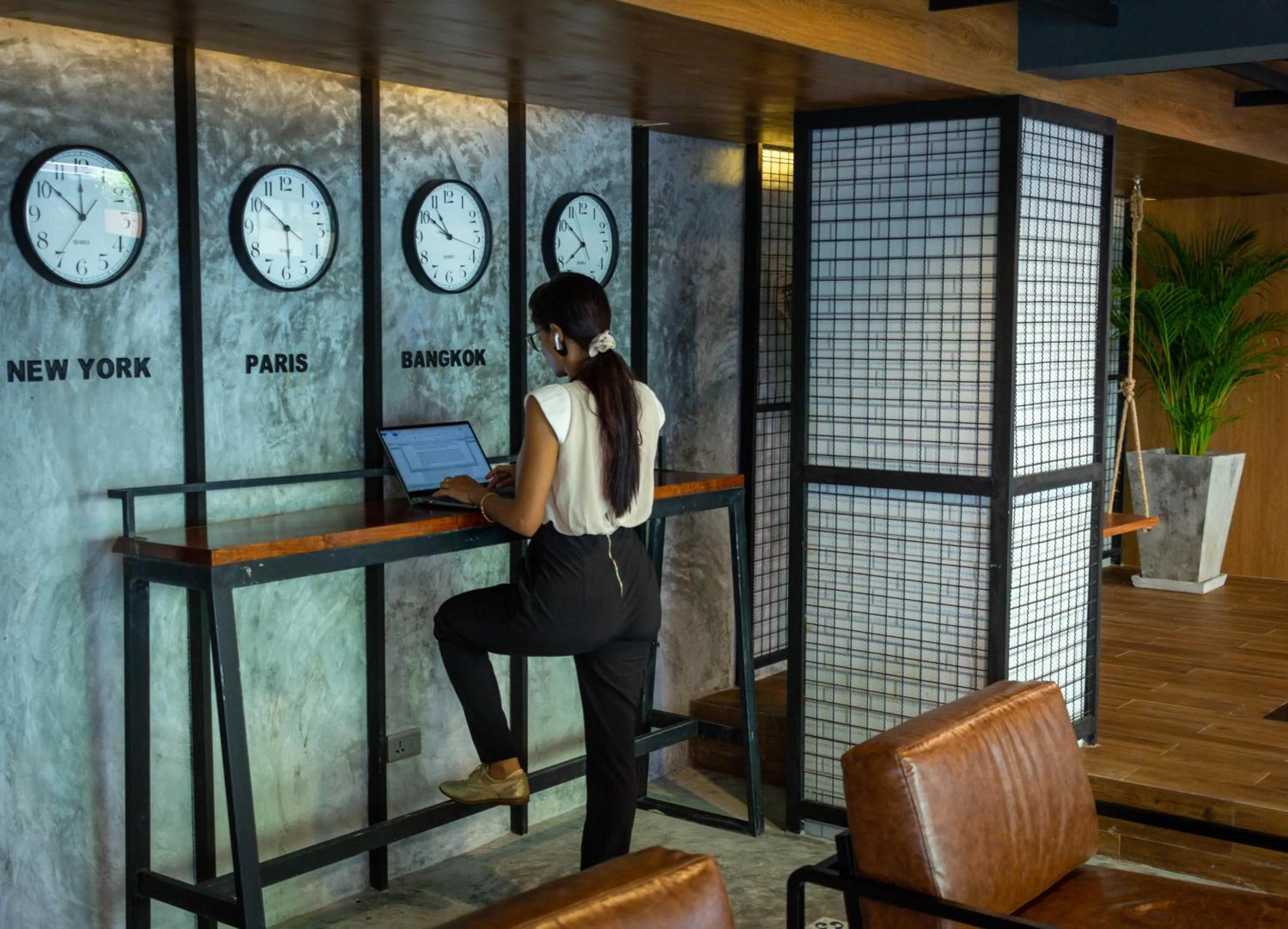 People in BH Baan Paradise Hotel Patong