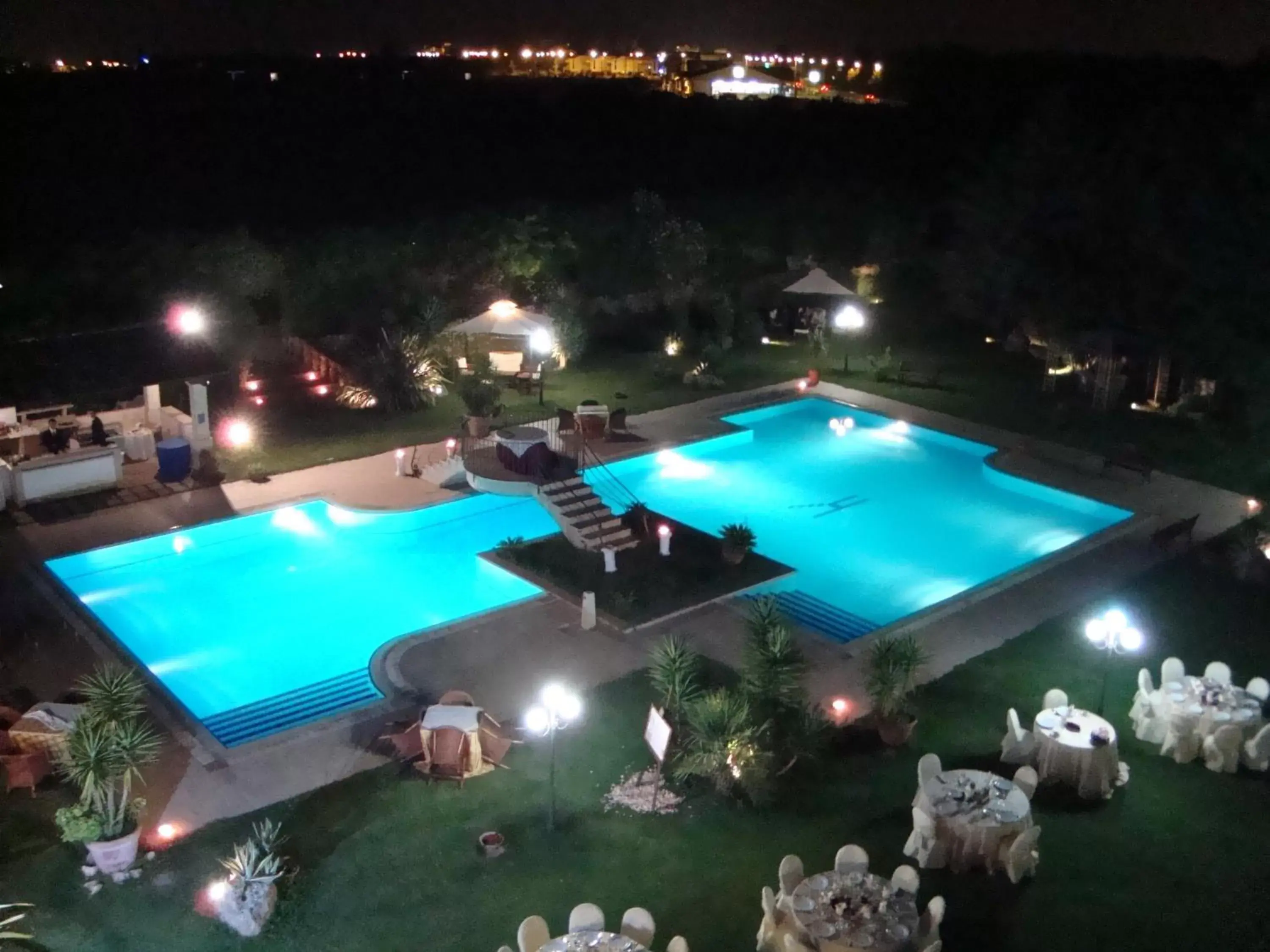 Night, Pool View in Hotel Hermitage