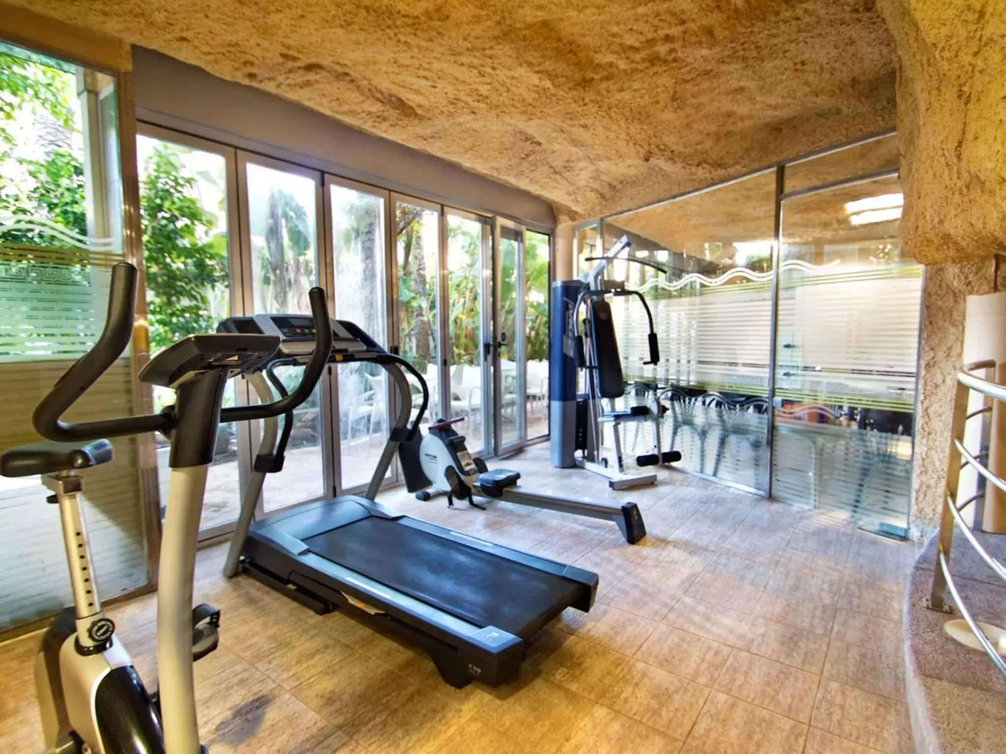 Fitness centre/facilities, Fitness Center/Facilities in Hotel Servigroup Diplomatic
