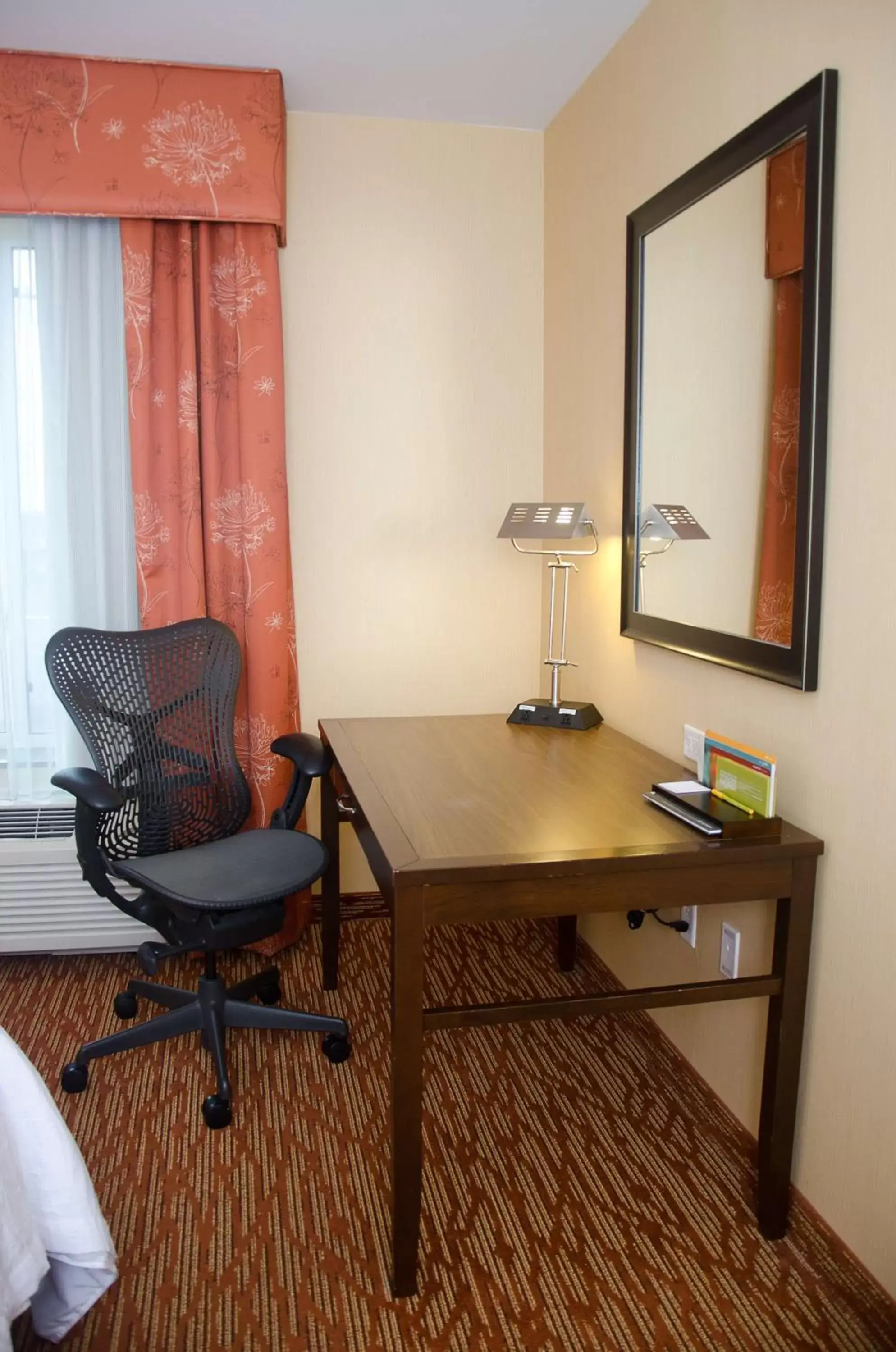 Bedroom, Seating Area in Hilton Garden Inn Watertown