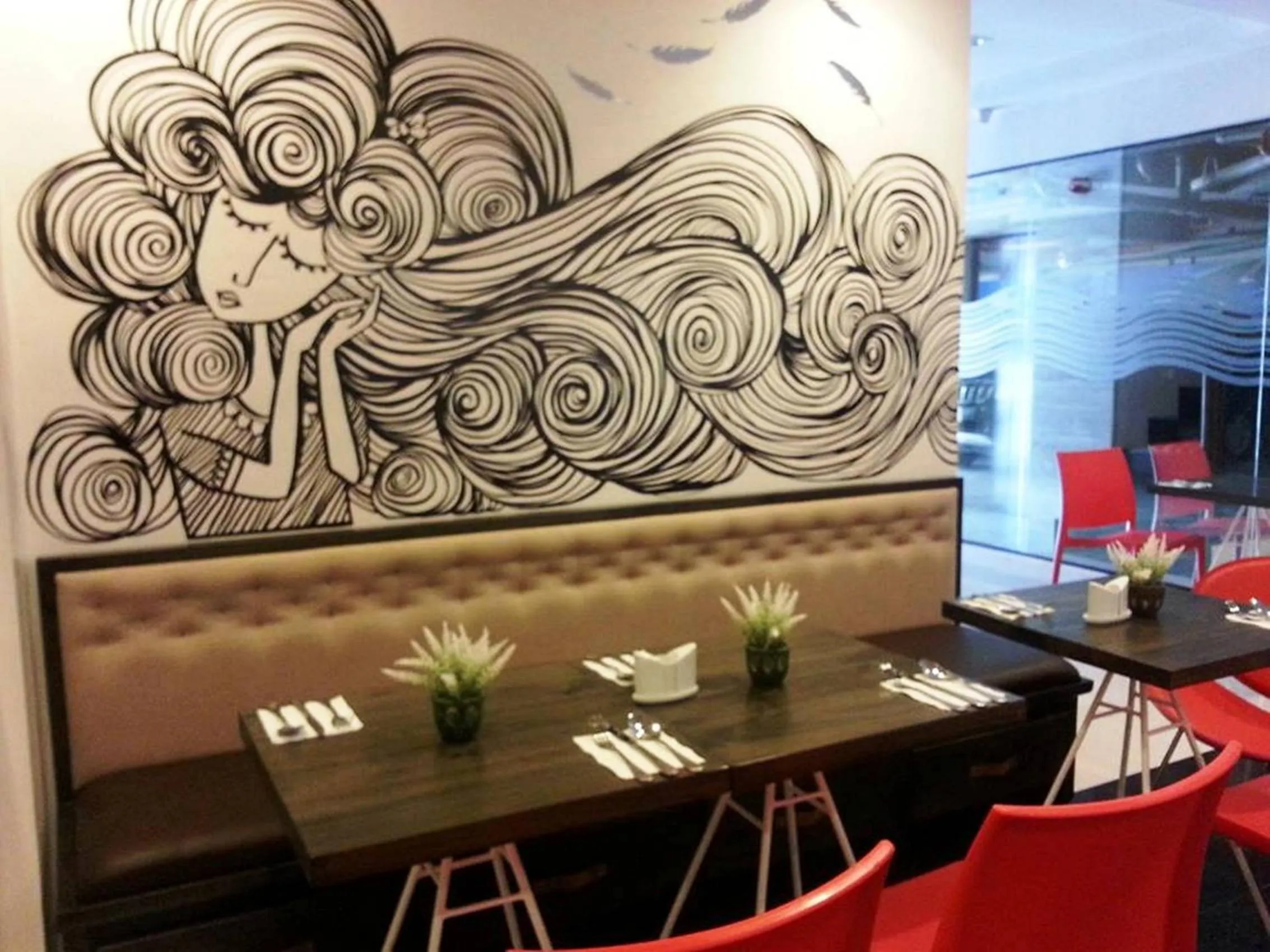 Restaurant/places to eat in Pillows Hotel Cebu