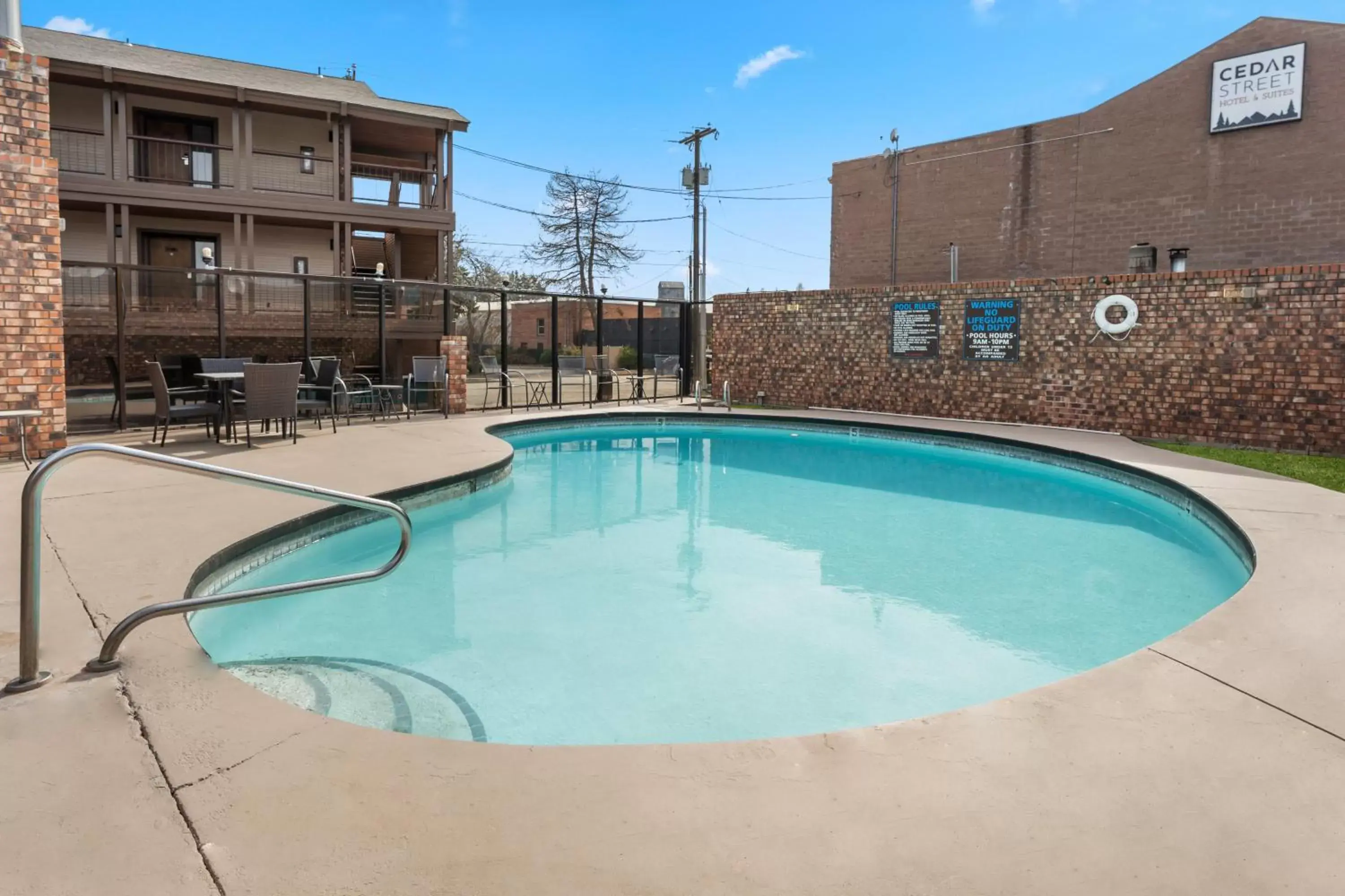 Swimming Pool in Cedar Street Hotel & Suites