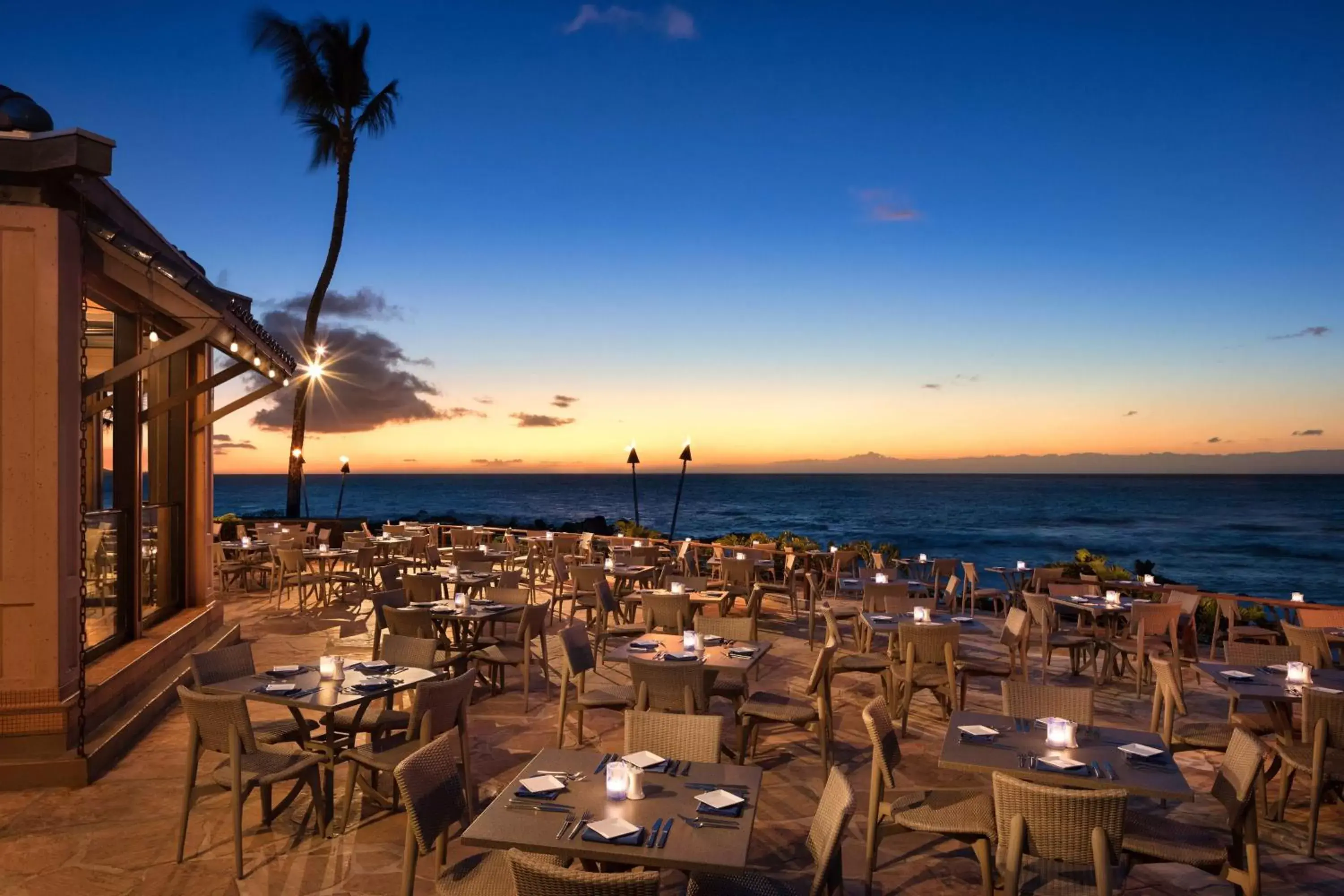 Restaurant/Places to Eat in Hilton Grand Vacations Club Ocean Tower Waikoloa Village