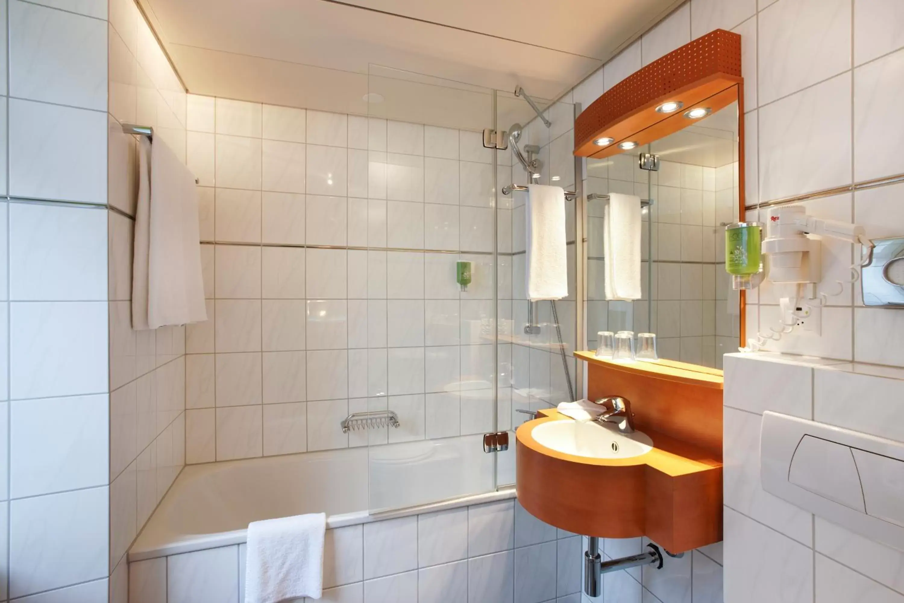 Bath, Bathroom in ibis Styles Luzern