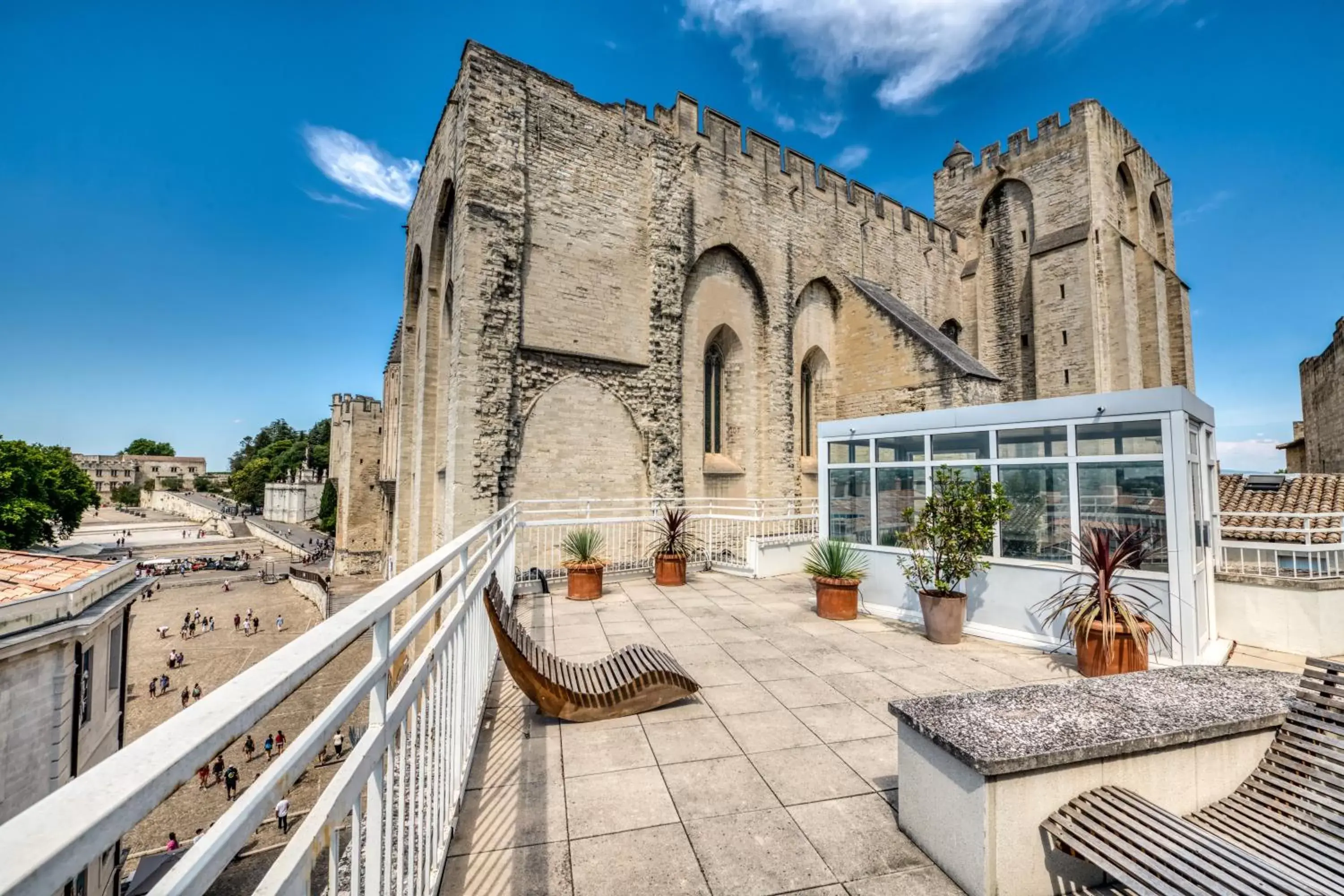 Neighbourhood, Property Building in Mercure Avignon Centre Palais des Papes