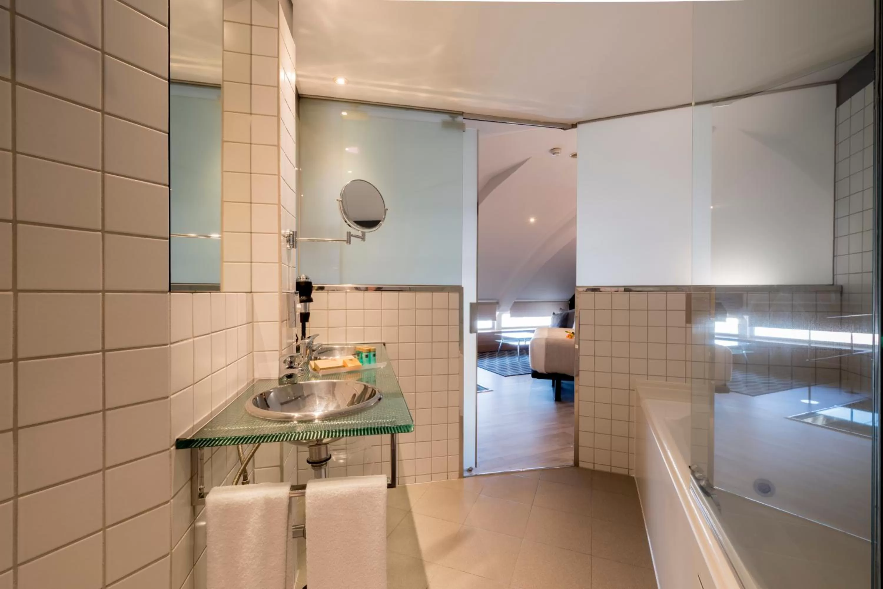 Bathroom in Hotel Plaza