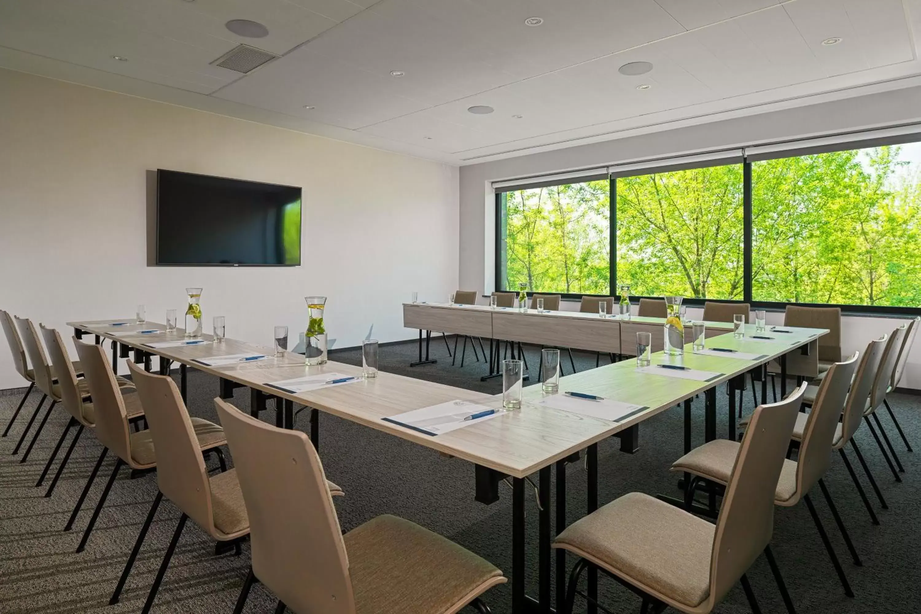 Meeting/conference room in Four Points by Sheraton Warsaw Mokotow