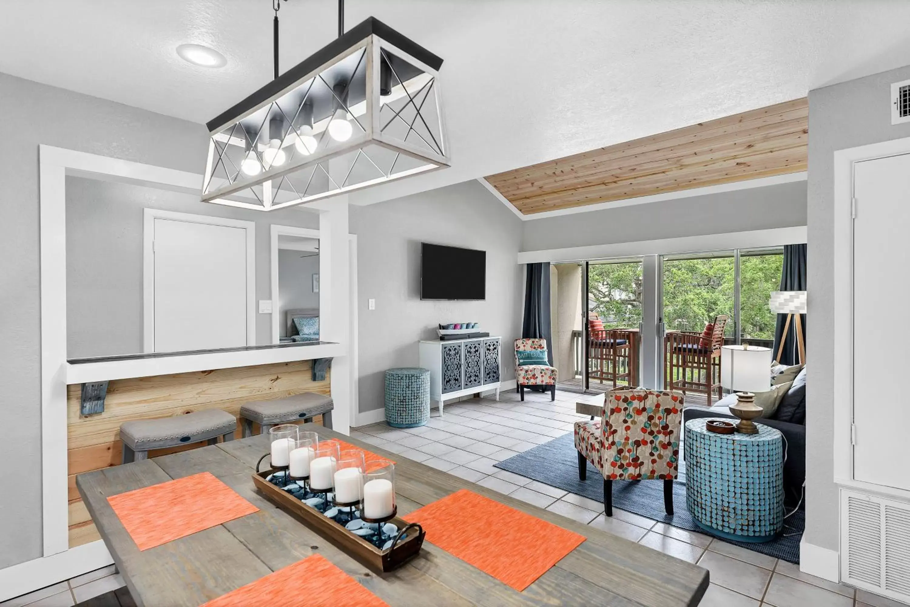 Seating Area in Fulton Beach Condos