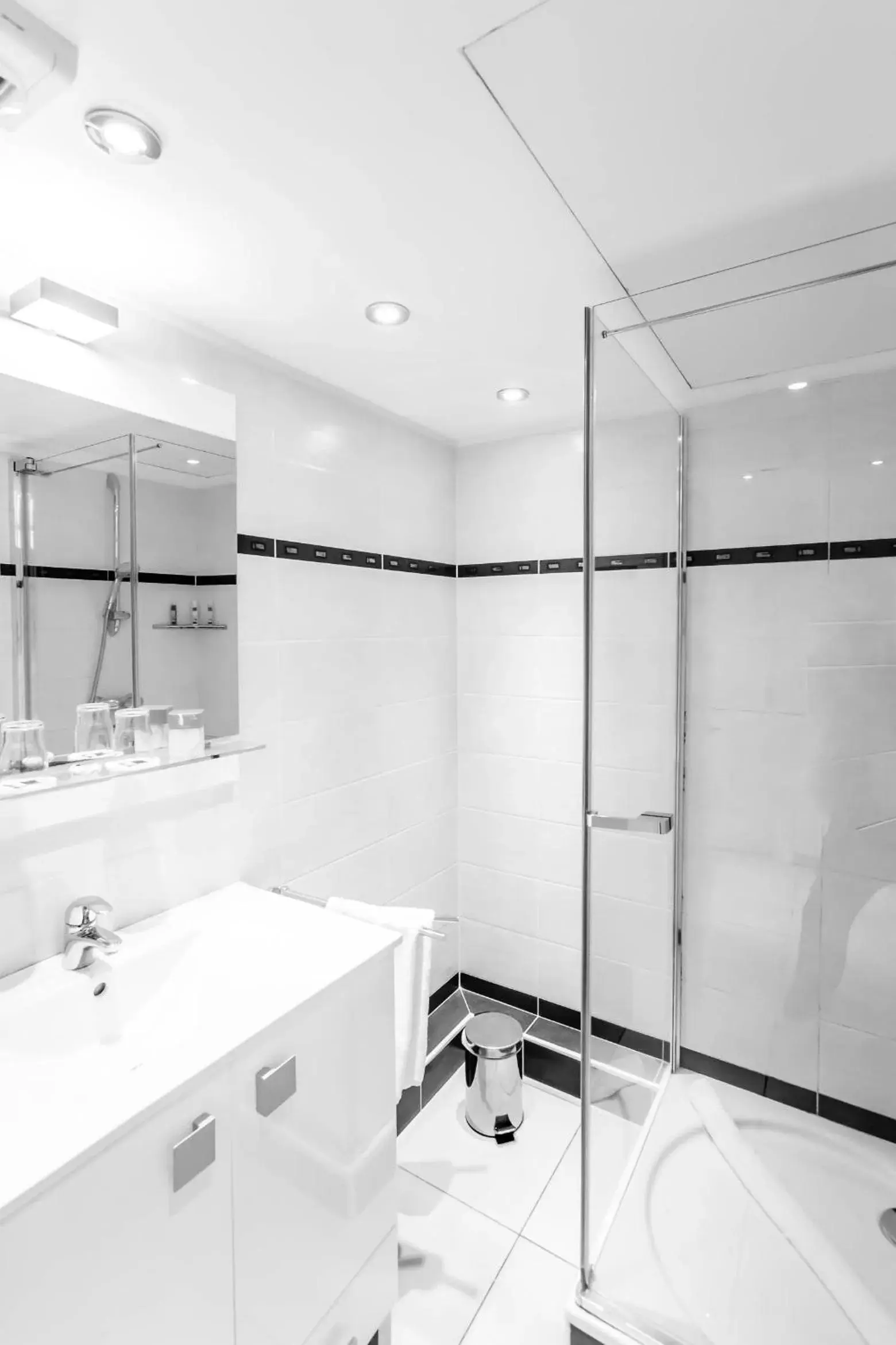 Bathroom in Royal Antibes - Luxury Hotel, Résidence, Beach & Spa