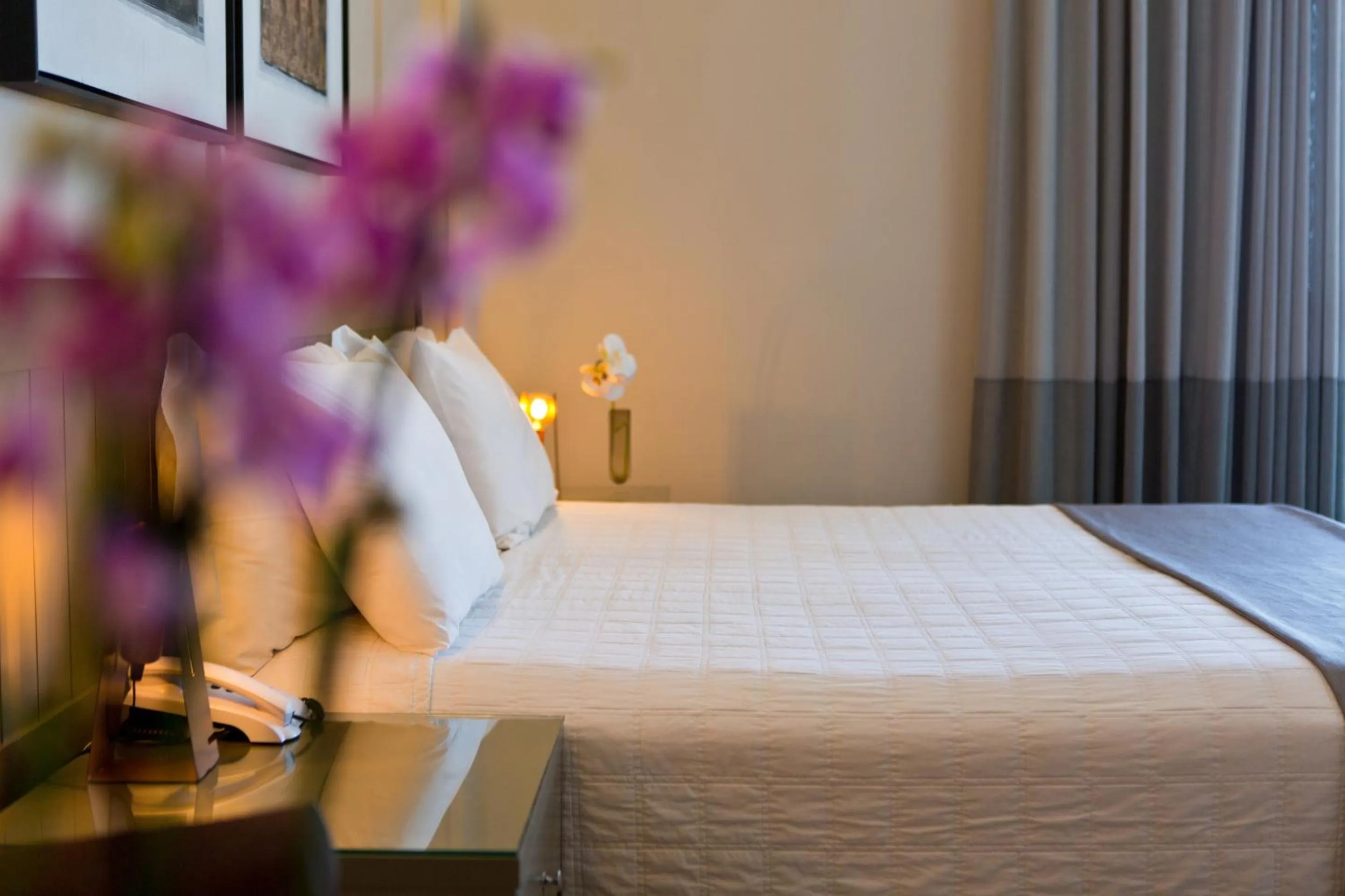 Bedroom, Bed in Ritz Leblon