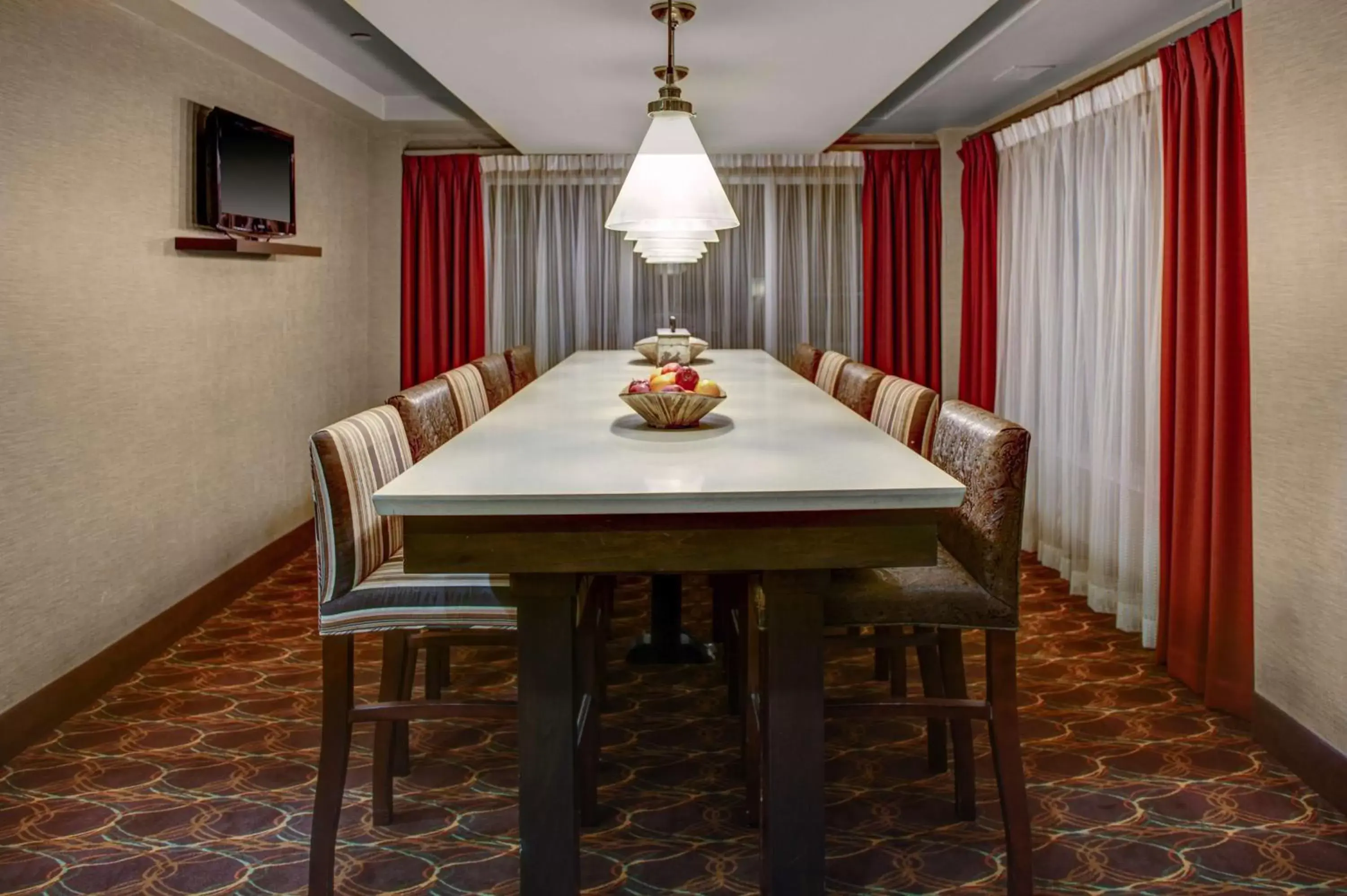 Meeting/conference room, Dining Area in Hampton Inn & Suites N Ft Worth-Alliance Airport