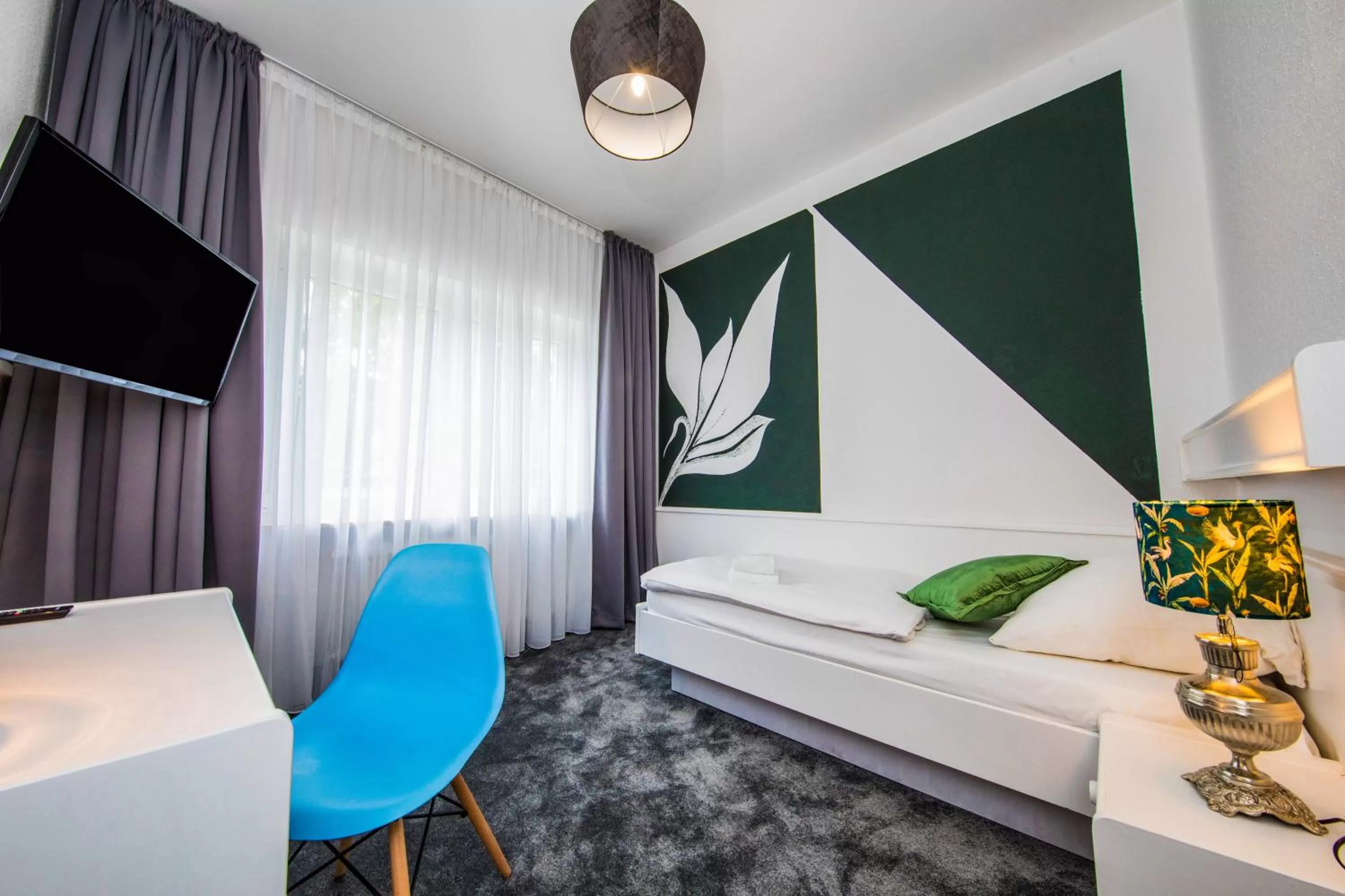 TV and multimedia in Kleines Hotel Heimfeld