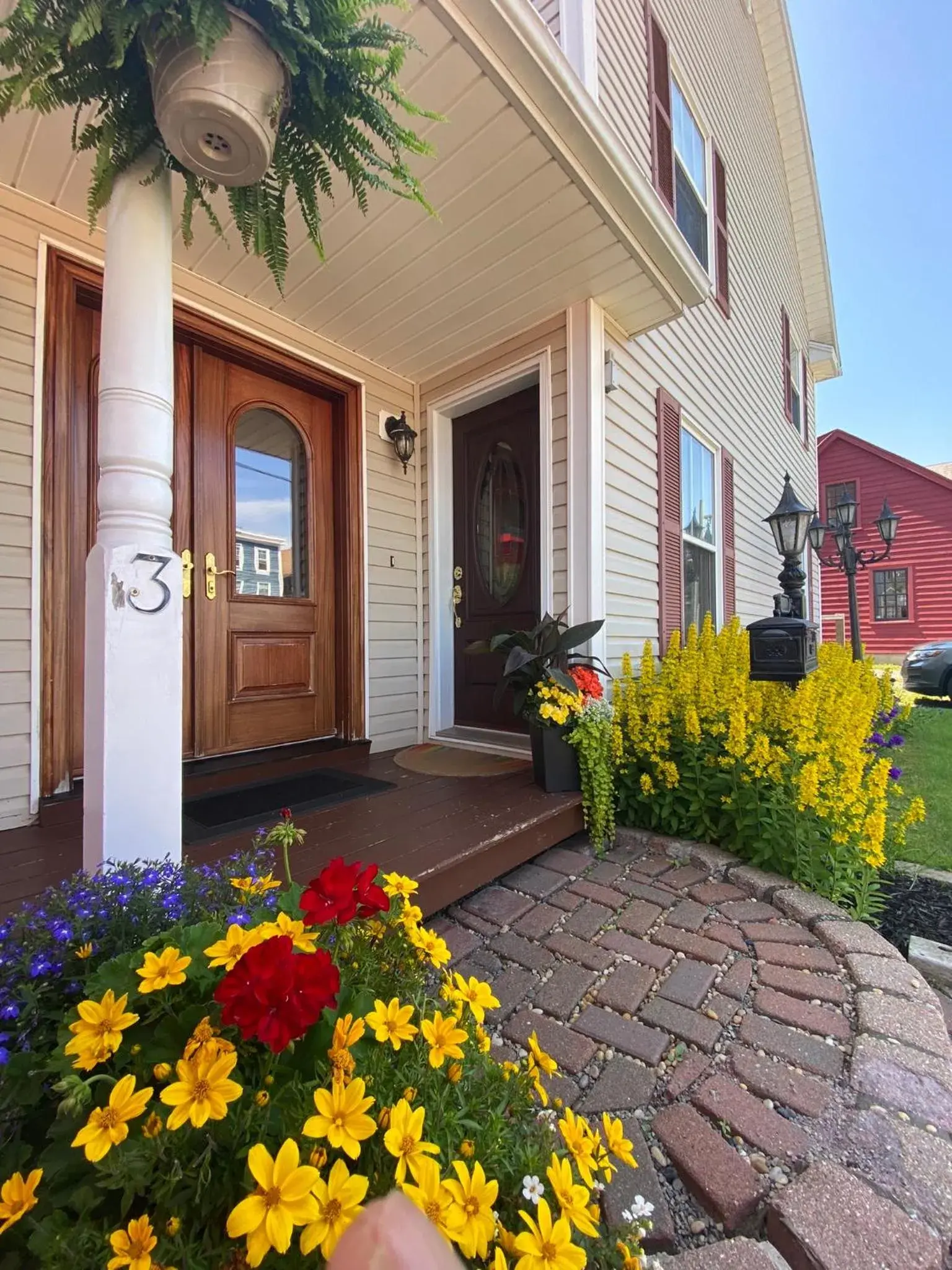 Facade/entrance in Inn on the Harbour