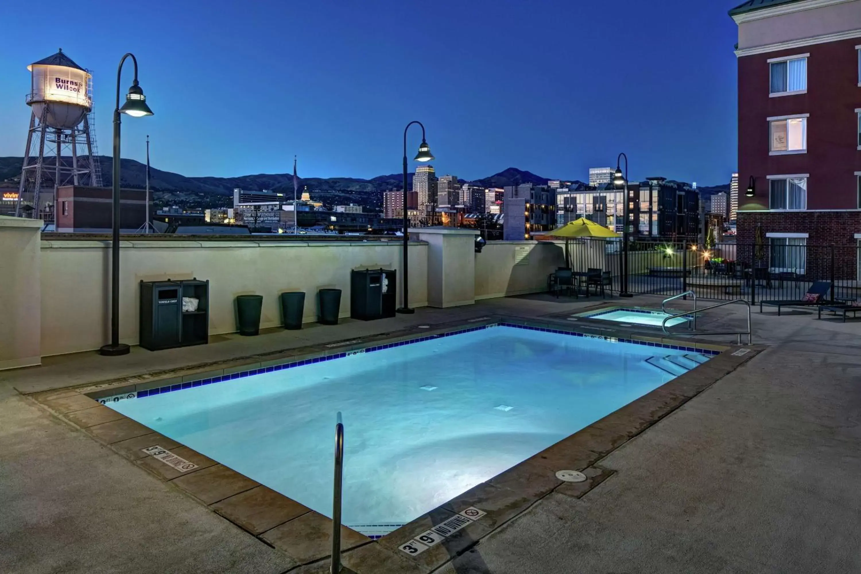 Swimming Pool in Homewood Suites by Hilton Salt Lake City Downtown