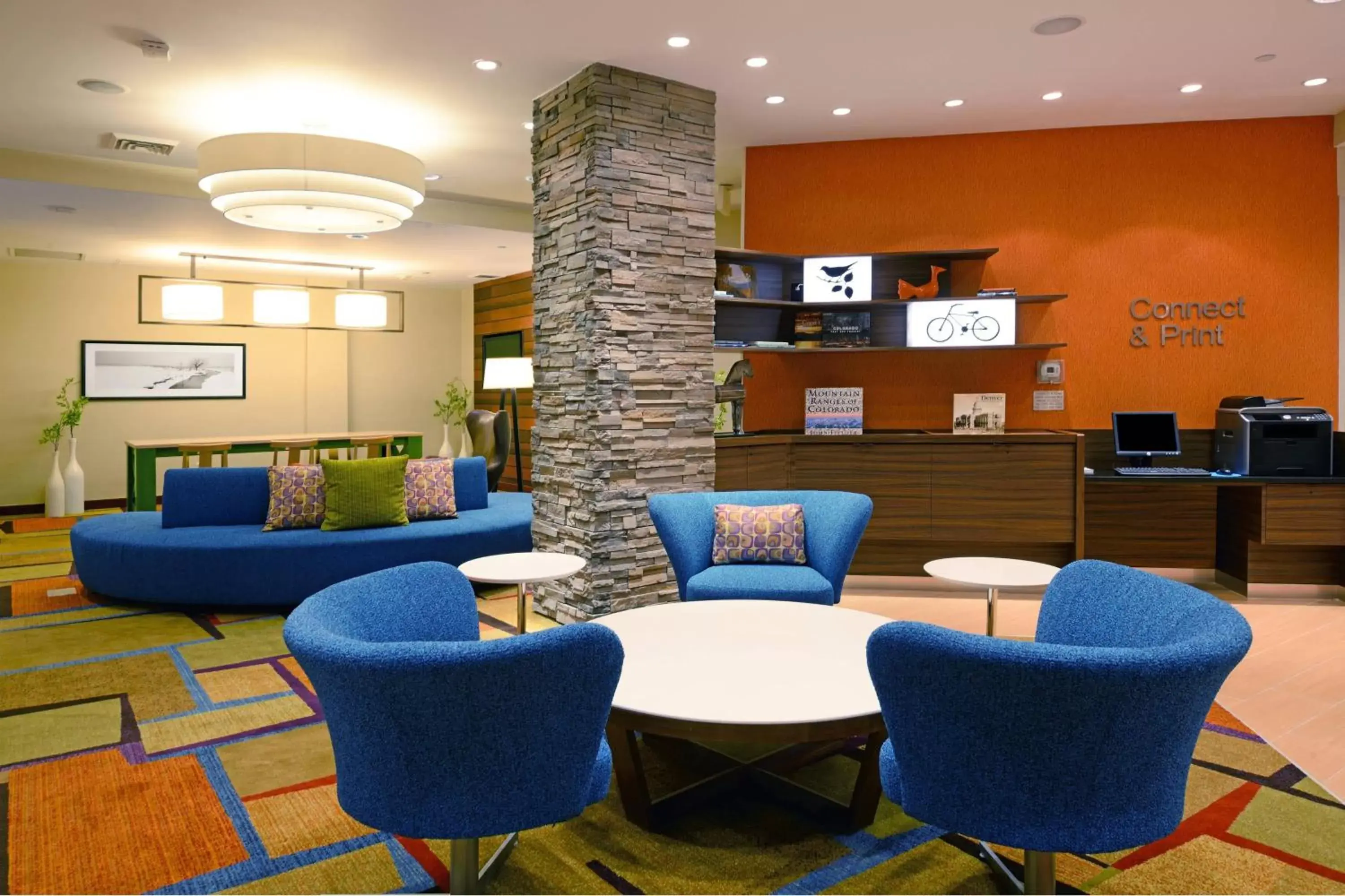 Lobby or reception, Lounge/Bar in Fairfield Inn & Suites Denver Cherry Creek