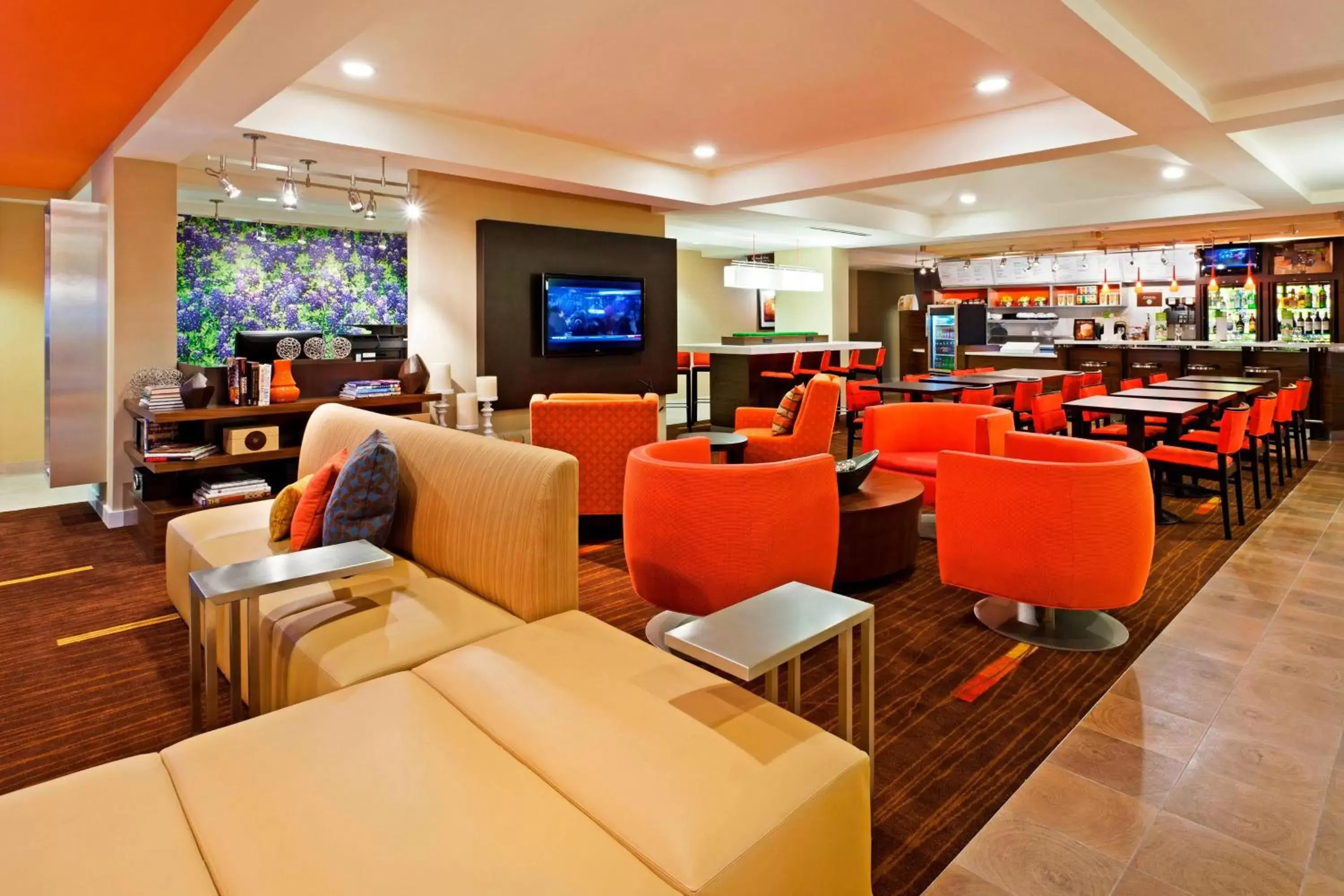 Lobby or reception, Restaurant/Places to Eat in Courtyard by Marriott San Antonio Airport/North Star Mall