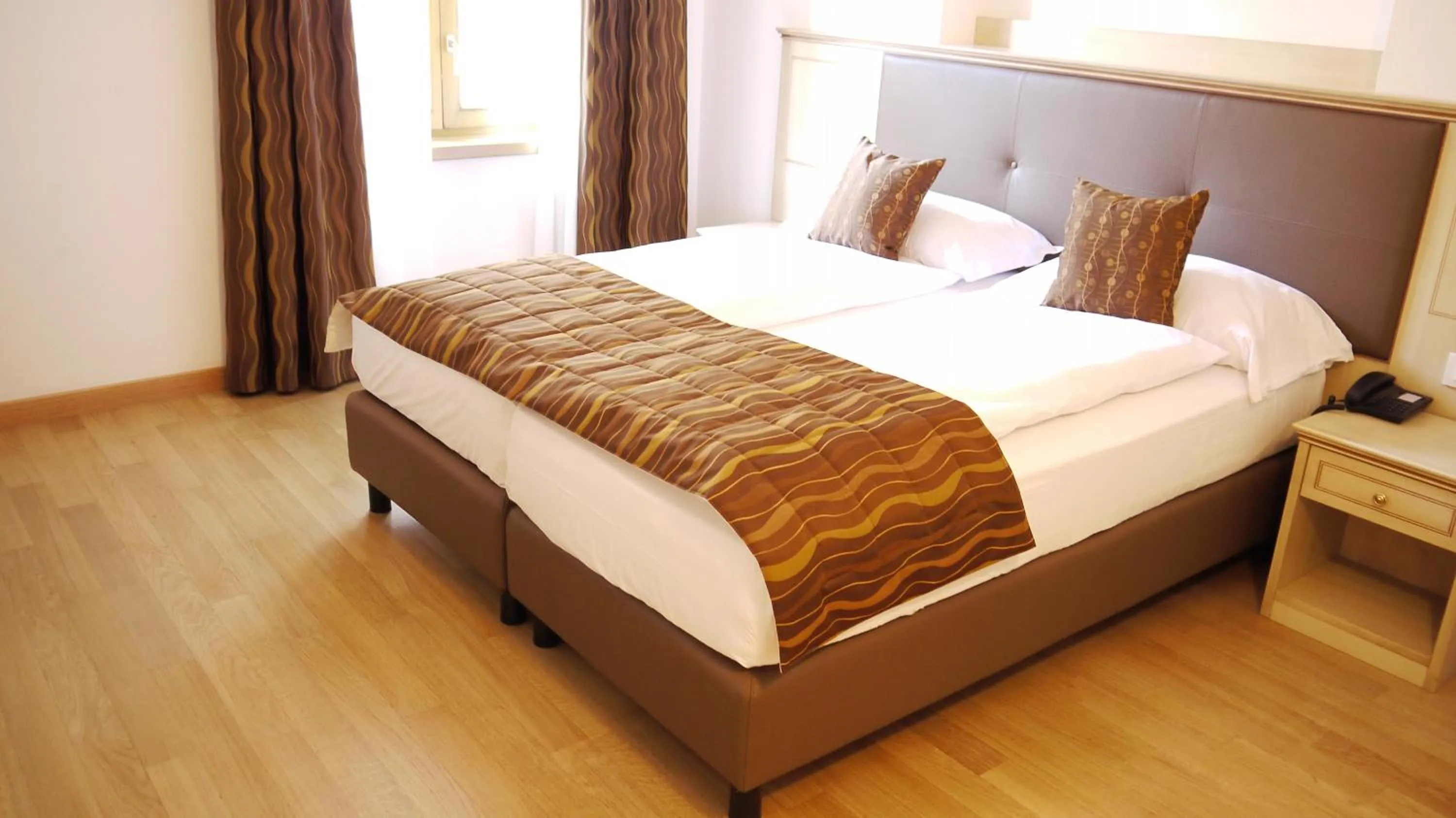 Bedroom, Bed in Hotel Portici - Romantik & Wellness