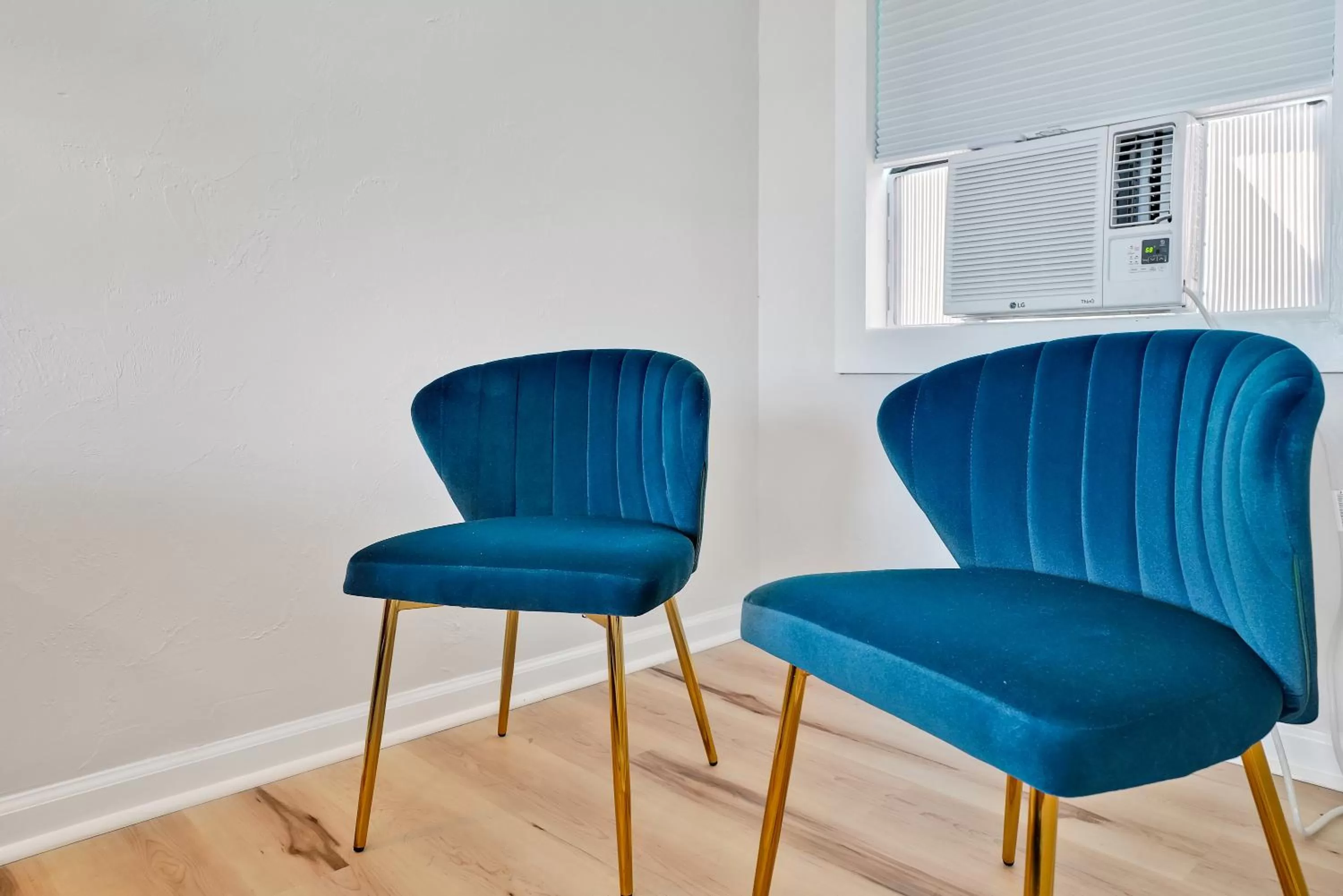Seating area in The Starlite Inn