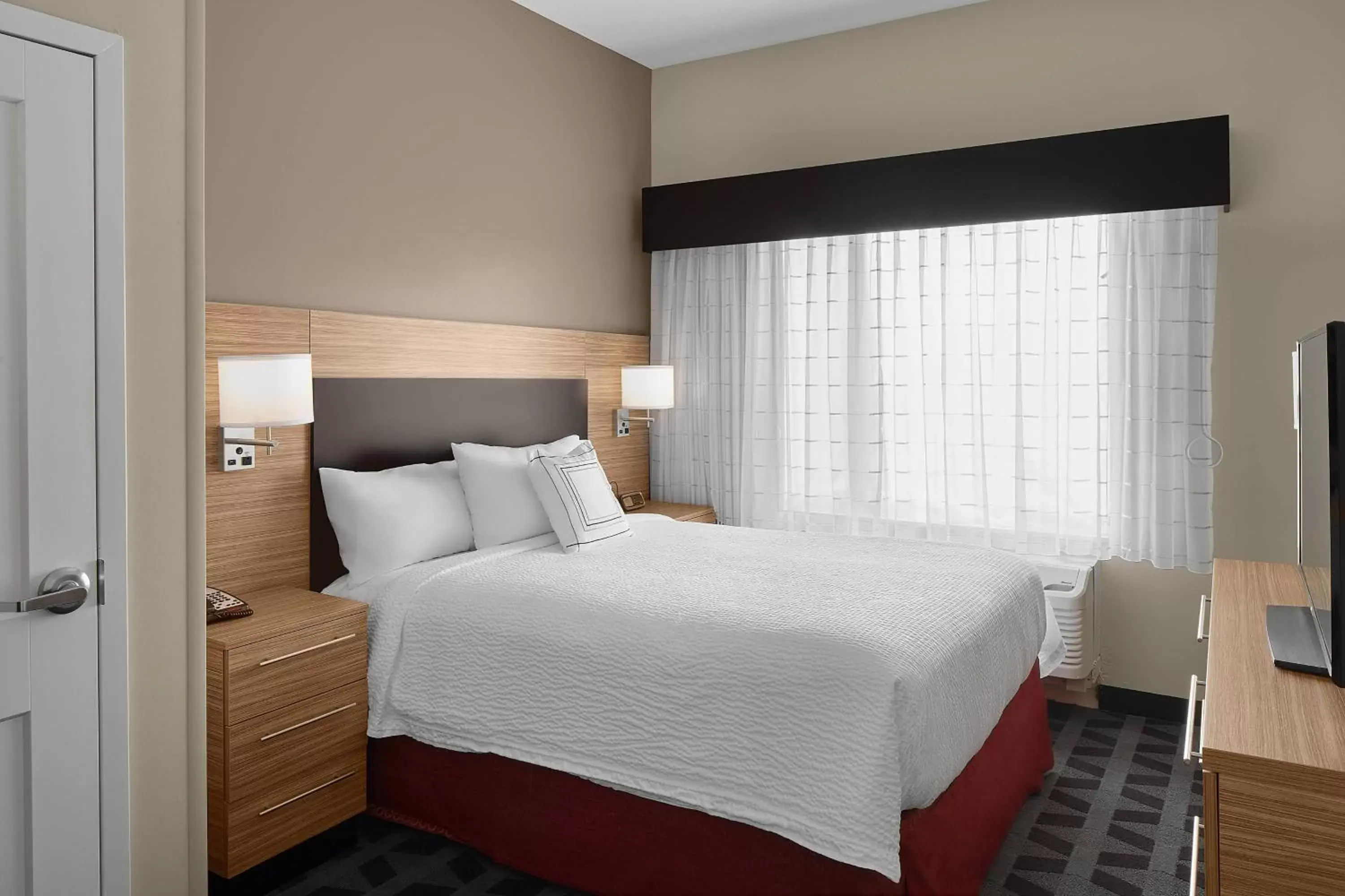 Bedroom, Bed in TownePlace Suites by Marriott Danville