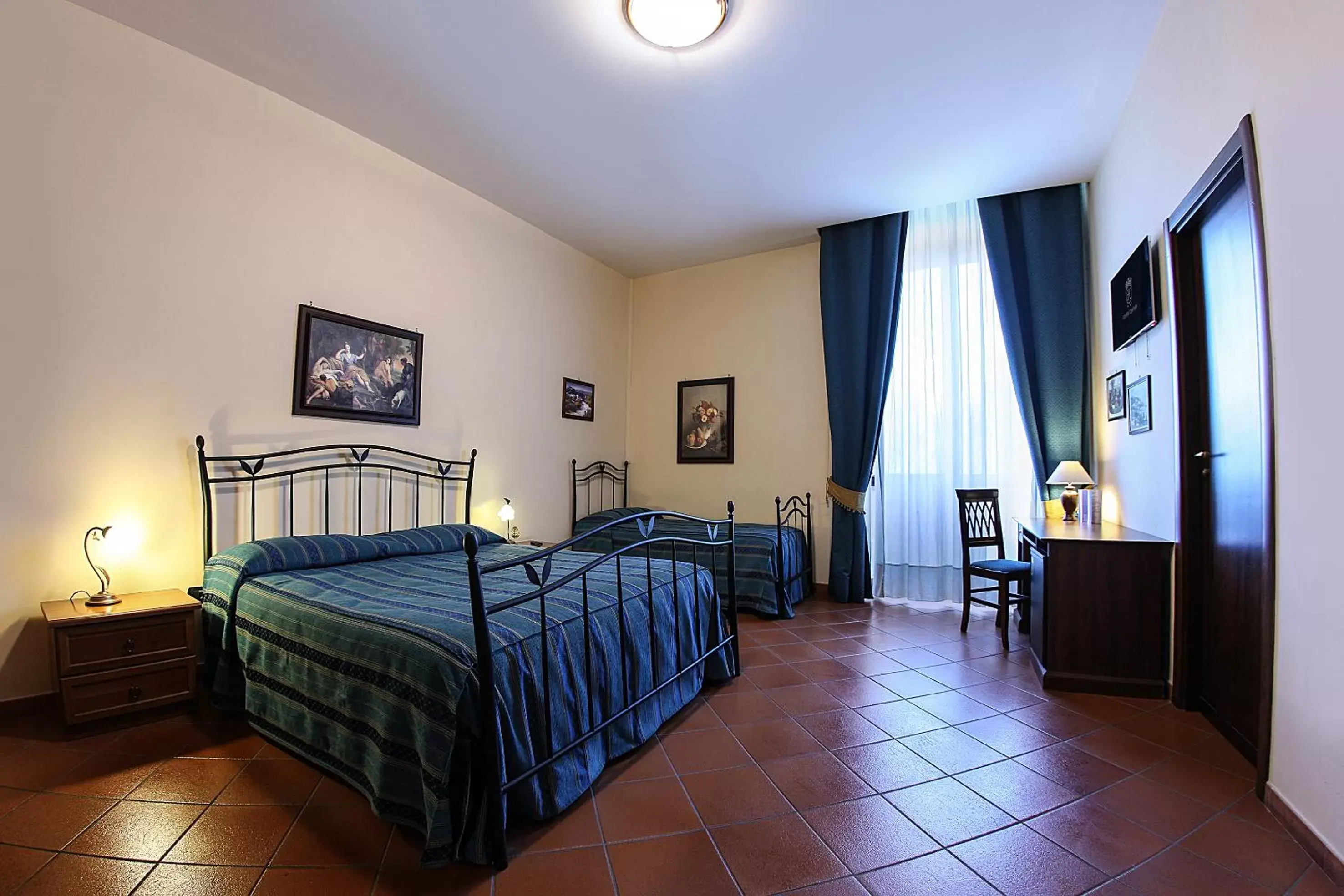 Bed in Grand Hotel Capodimonte