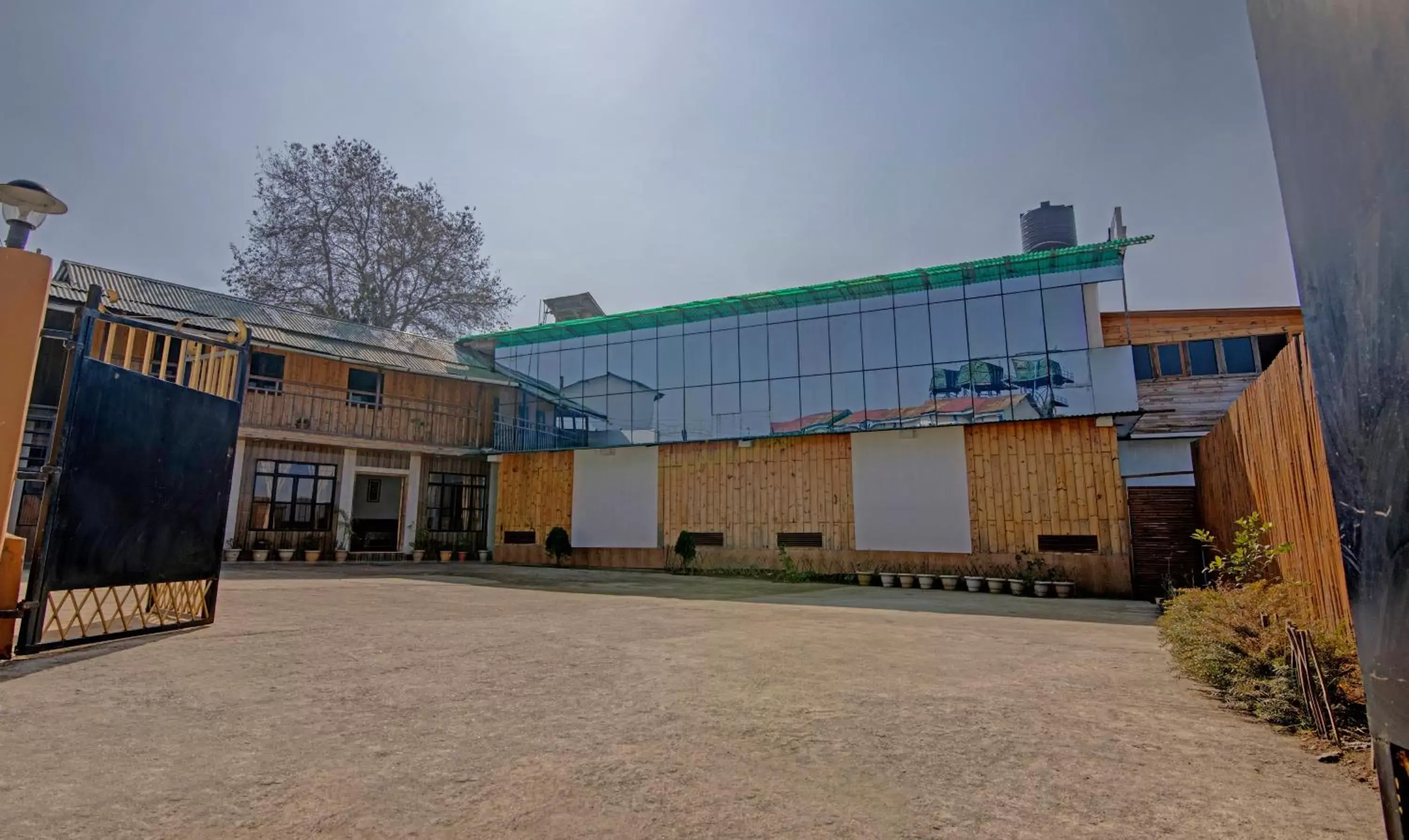 Property building in Treebo Omega Stay Inn Property building in Treebo Omega Stay Inn