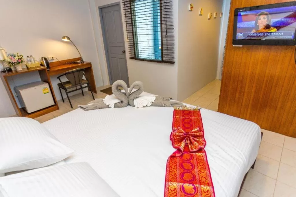 Bed in KhaoLak Benzotel