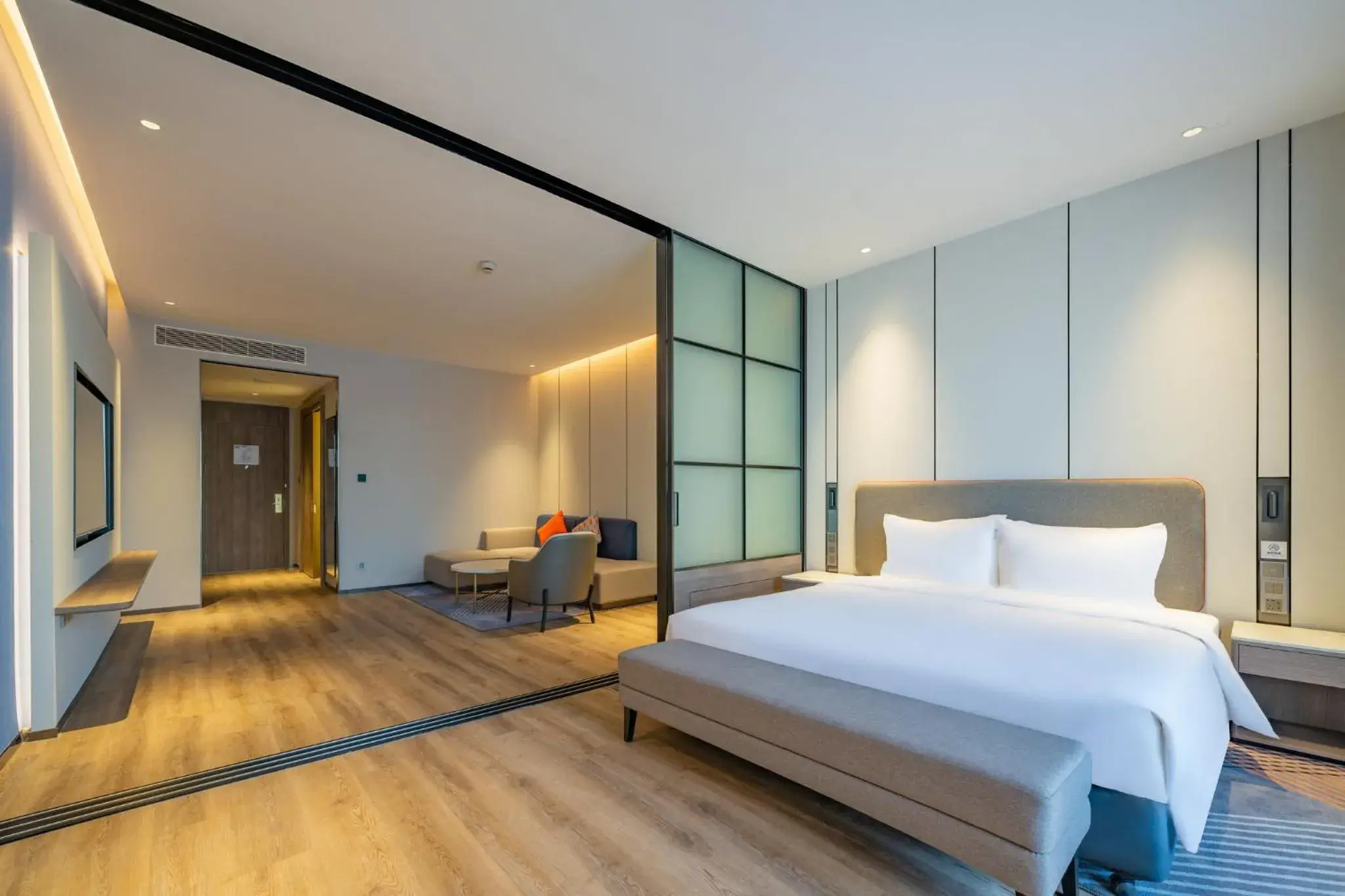 Bedroom in Holiday Inn Express Suzhou Luzhi, an IHG Hotel
