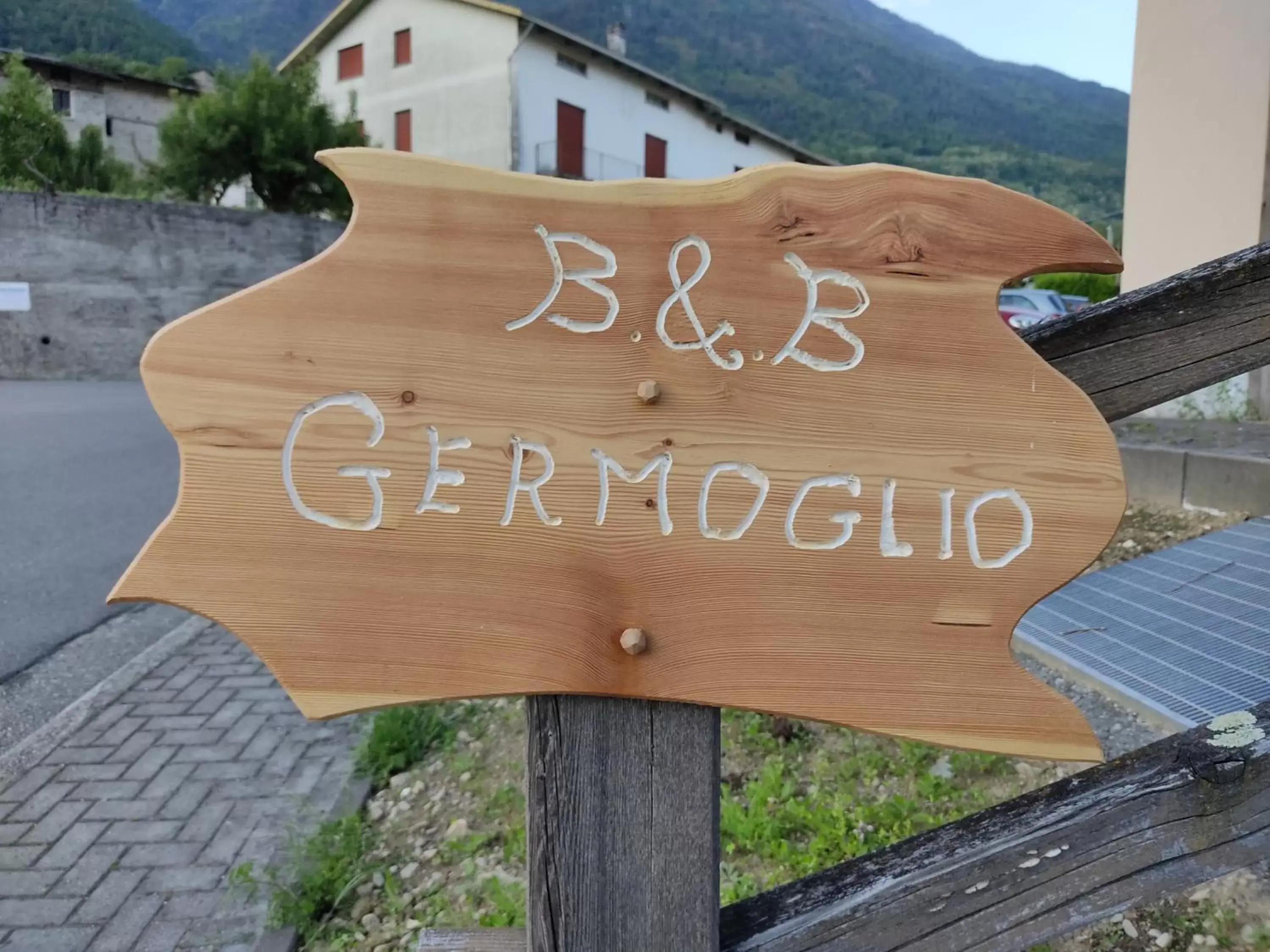 Property logo or sign in B&B Il Germoglio