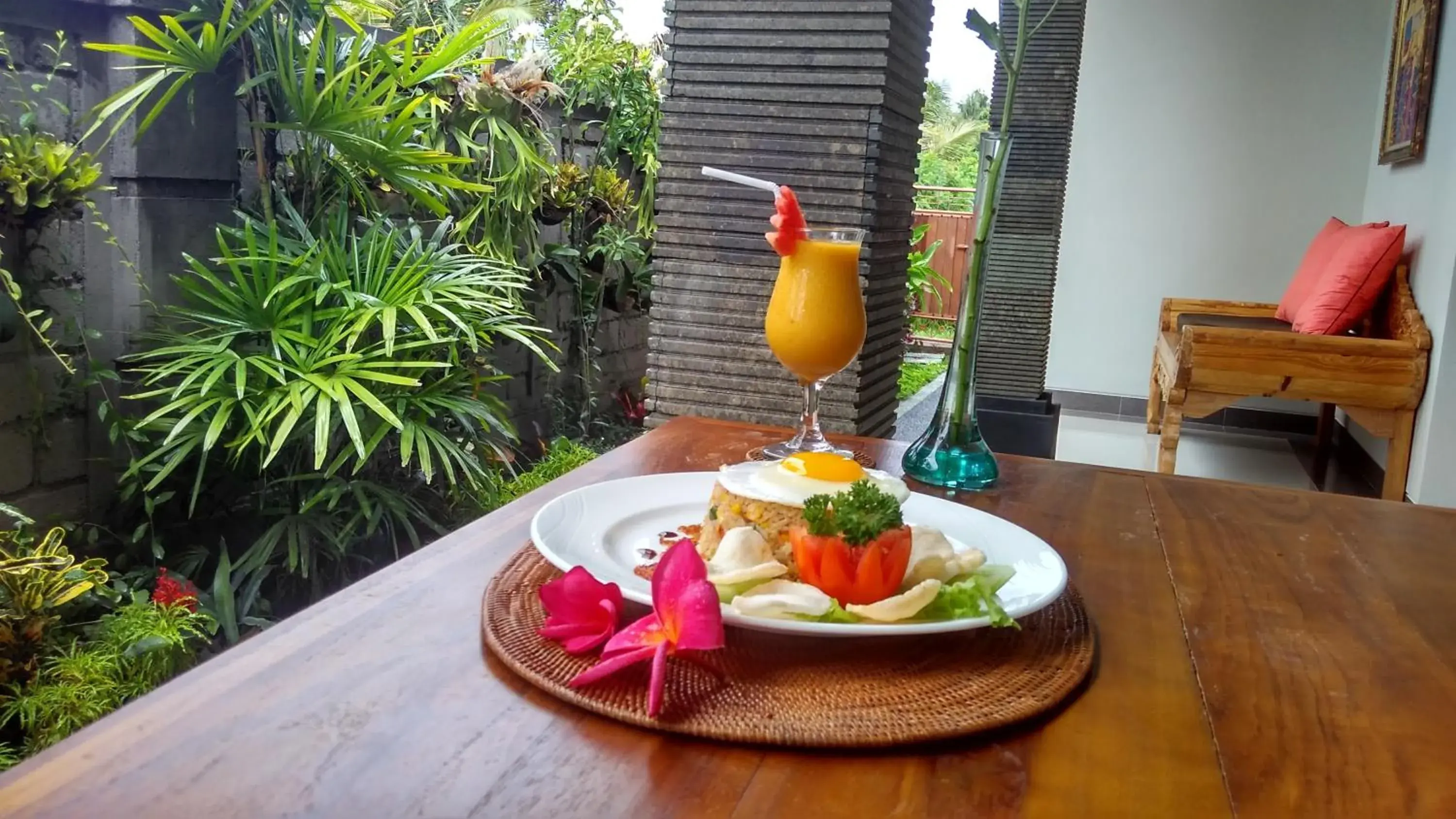 Restaurant/places to eat in Ubud Paradise Villa